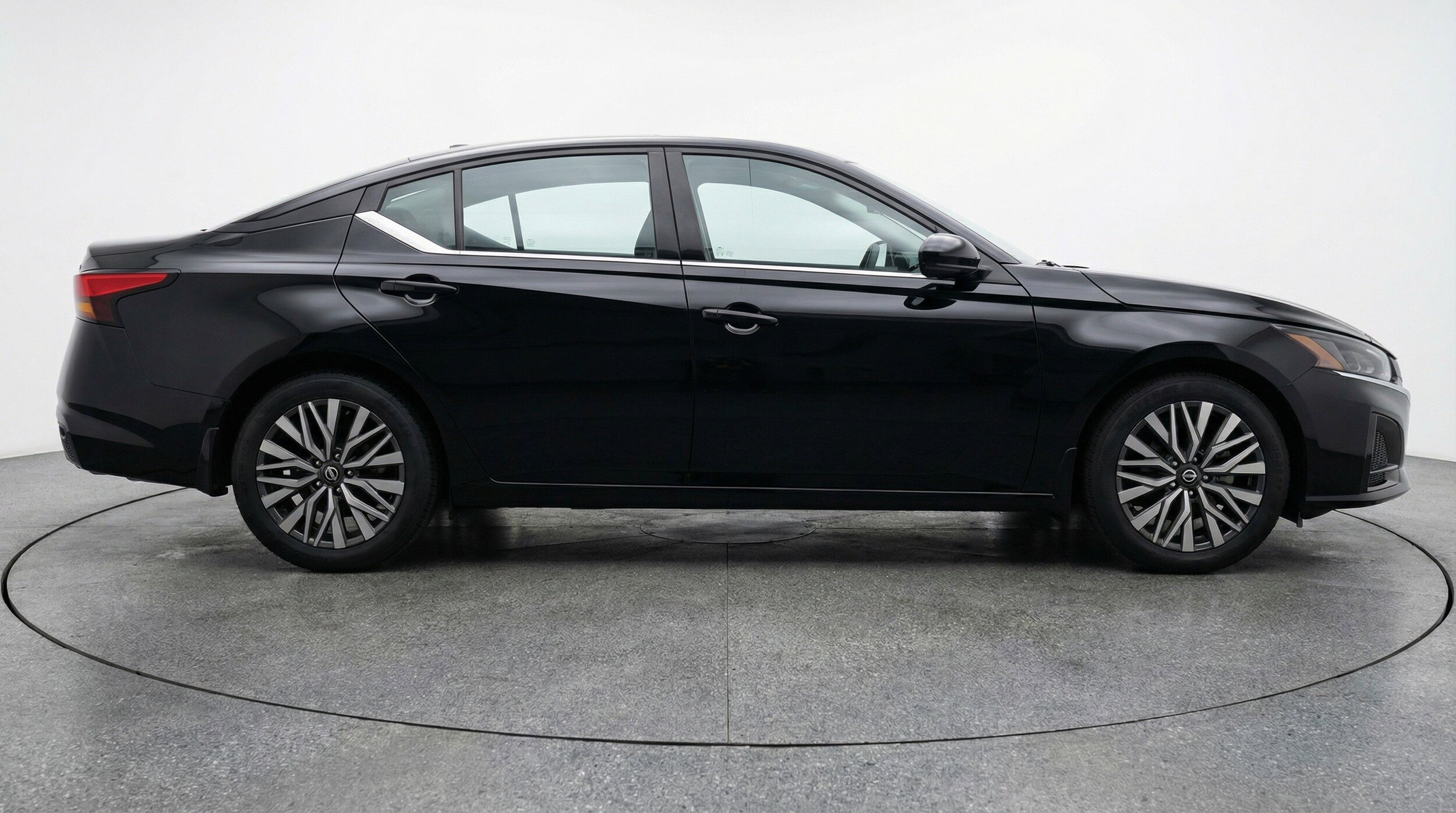 Thumbnail: 2025 Nissan Altima - 11