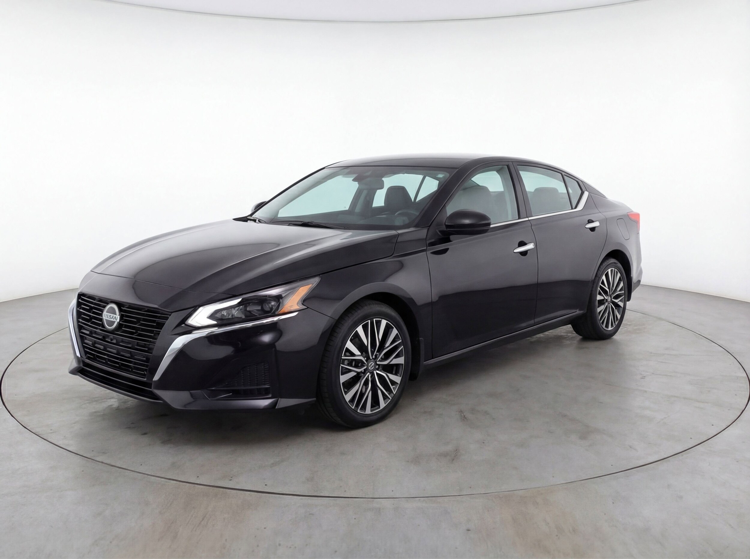 Thumbnail: 2024 Nissan Altima - 3