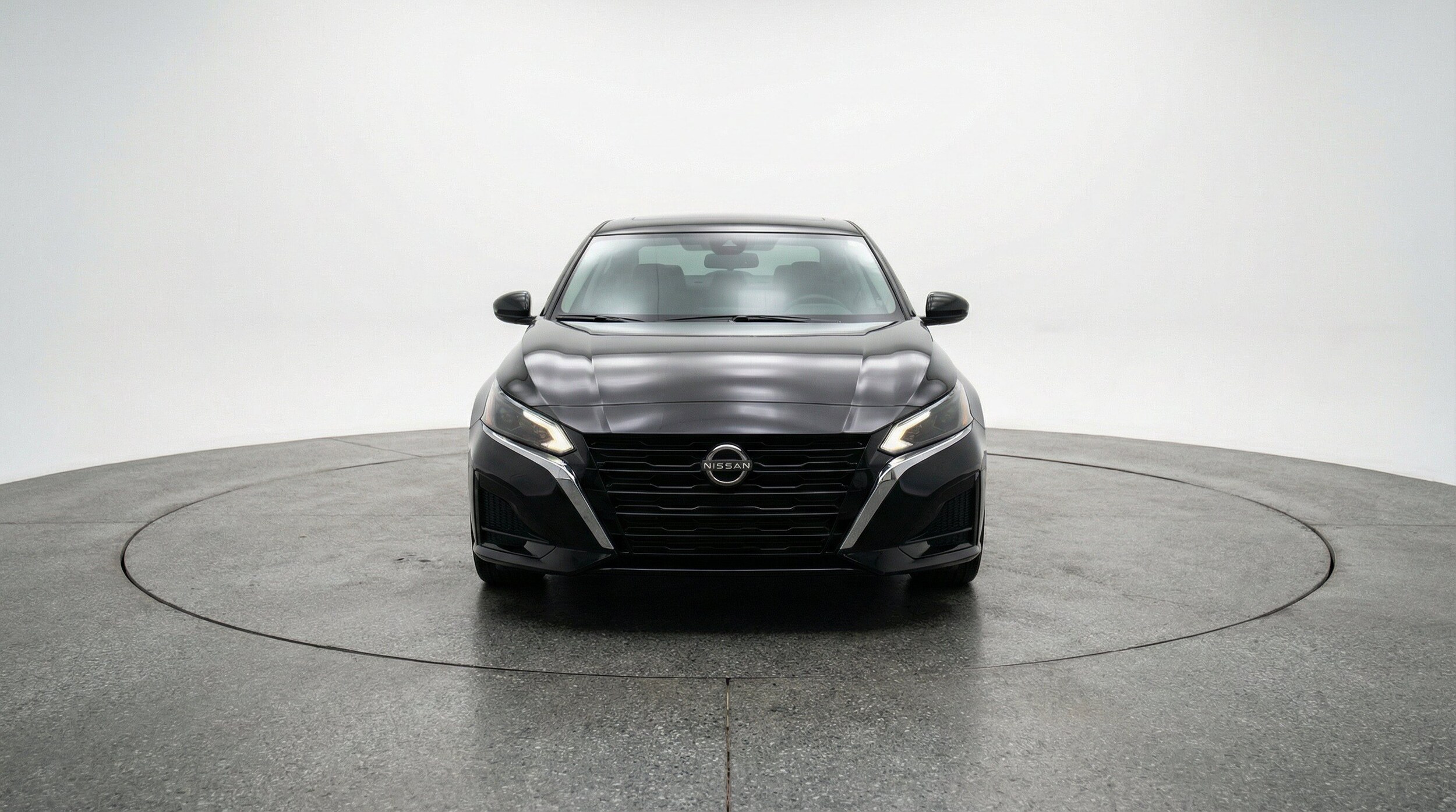 Thumbnail: 2025 Nissan Altima - 2