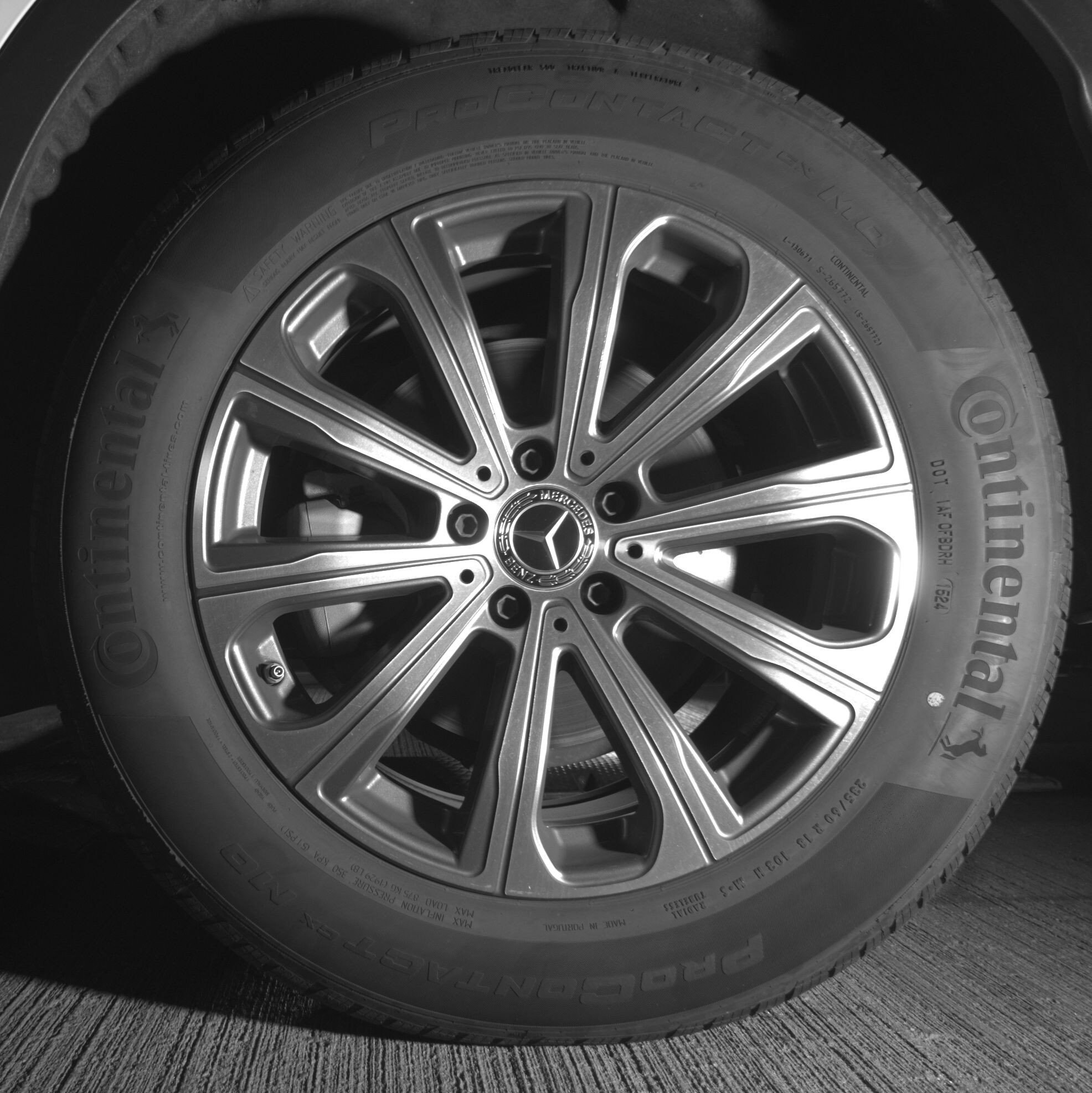 Thumbnail: 2024 Mercedes-Benz GLC - 14