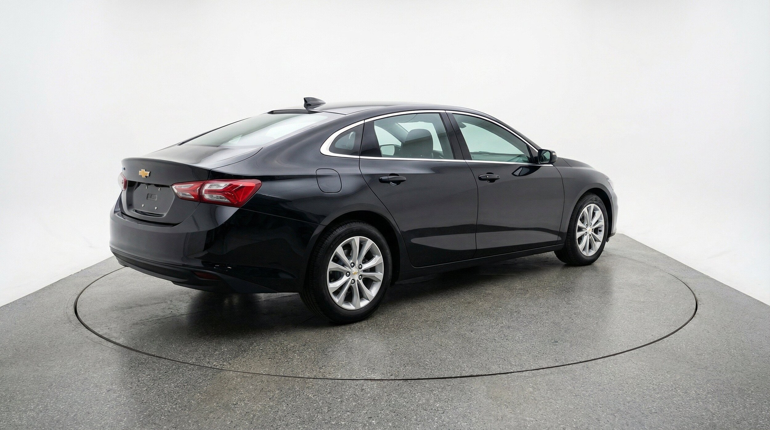 Thumbnail: 2024 Chevrolet Malibu - 9