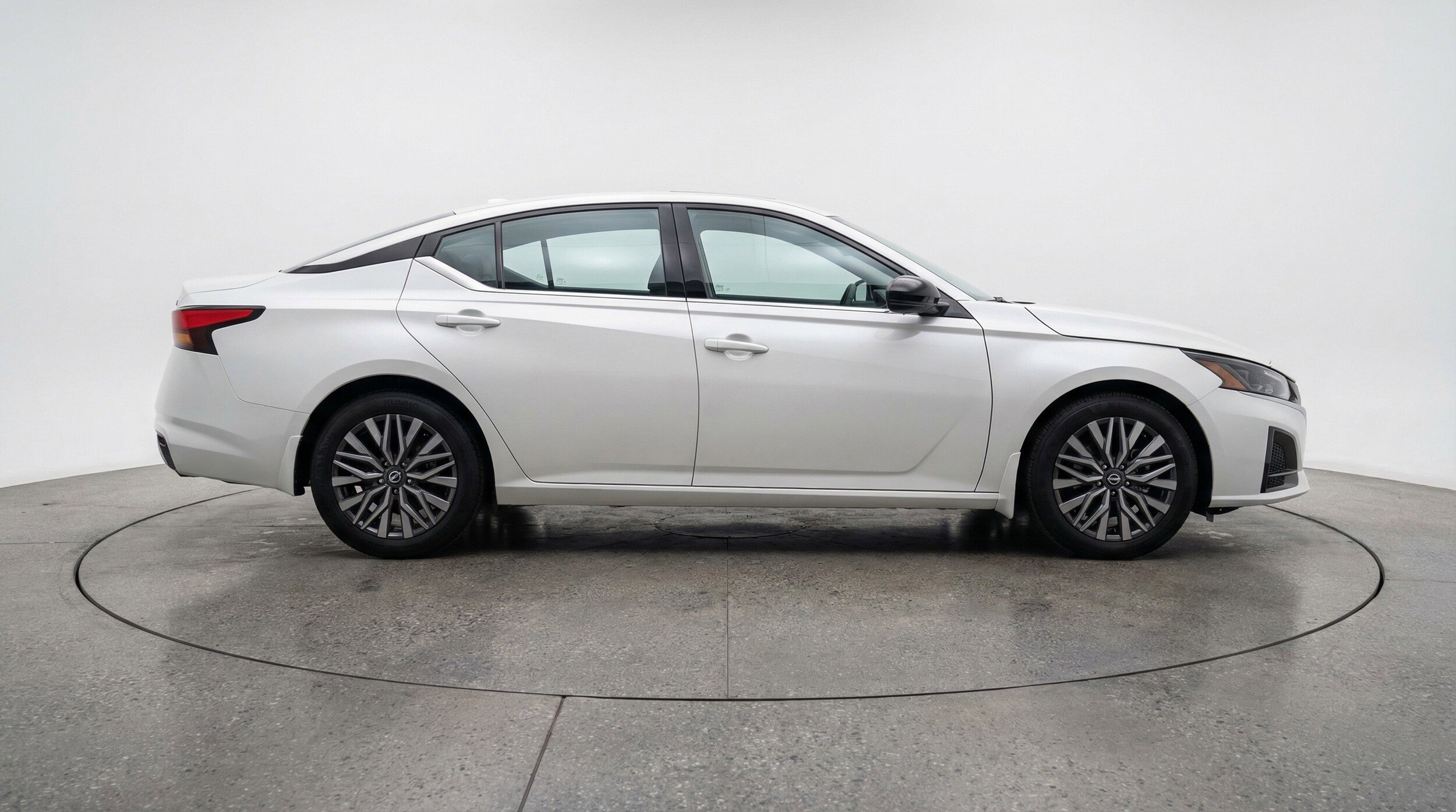 Thumbnail: 2025 Nissan Altima - 11