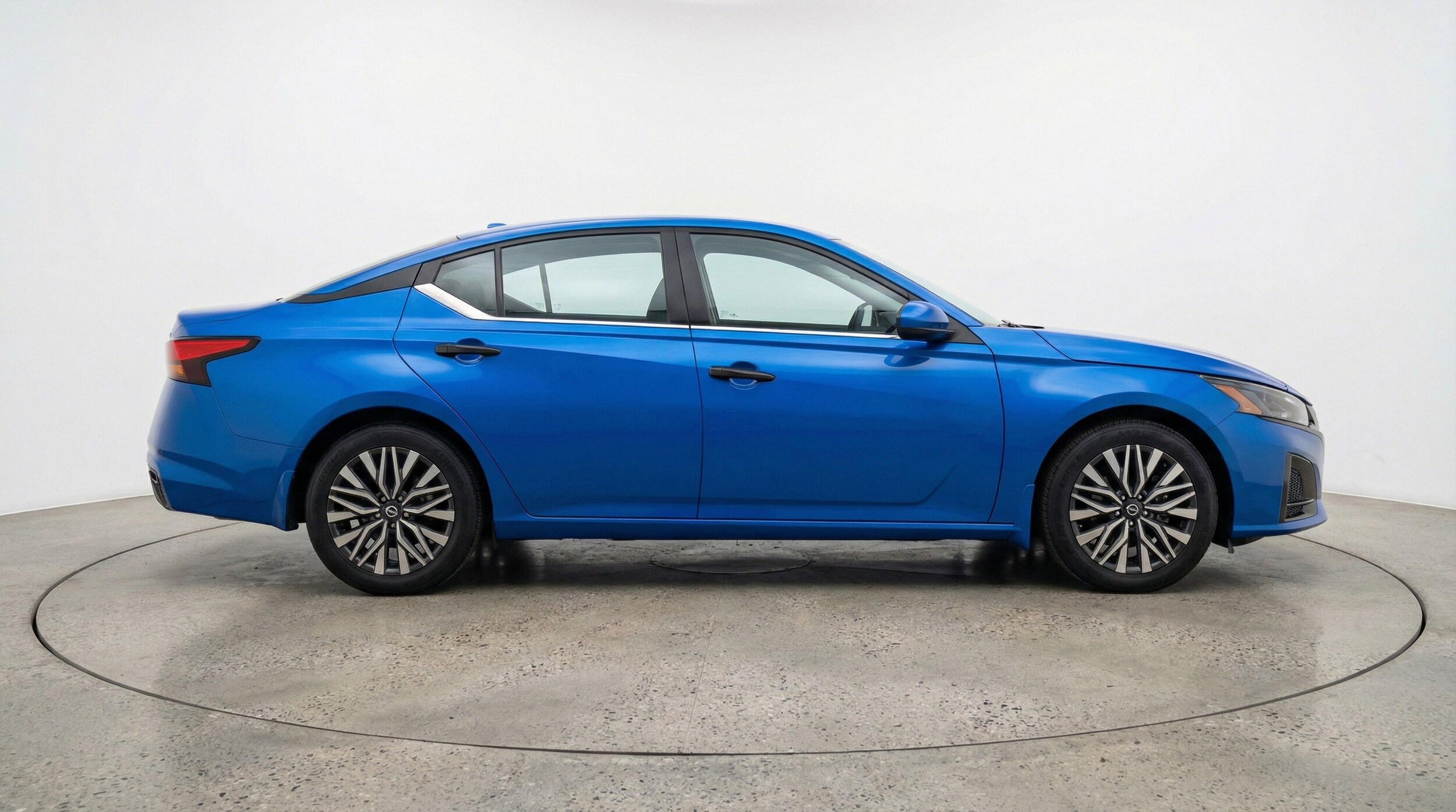 Thumbnail: 2025 Nissan Altima - 11