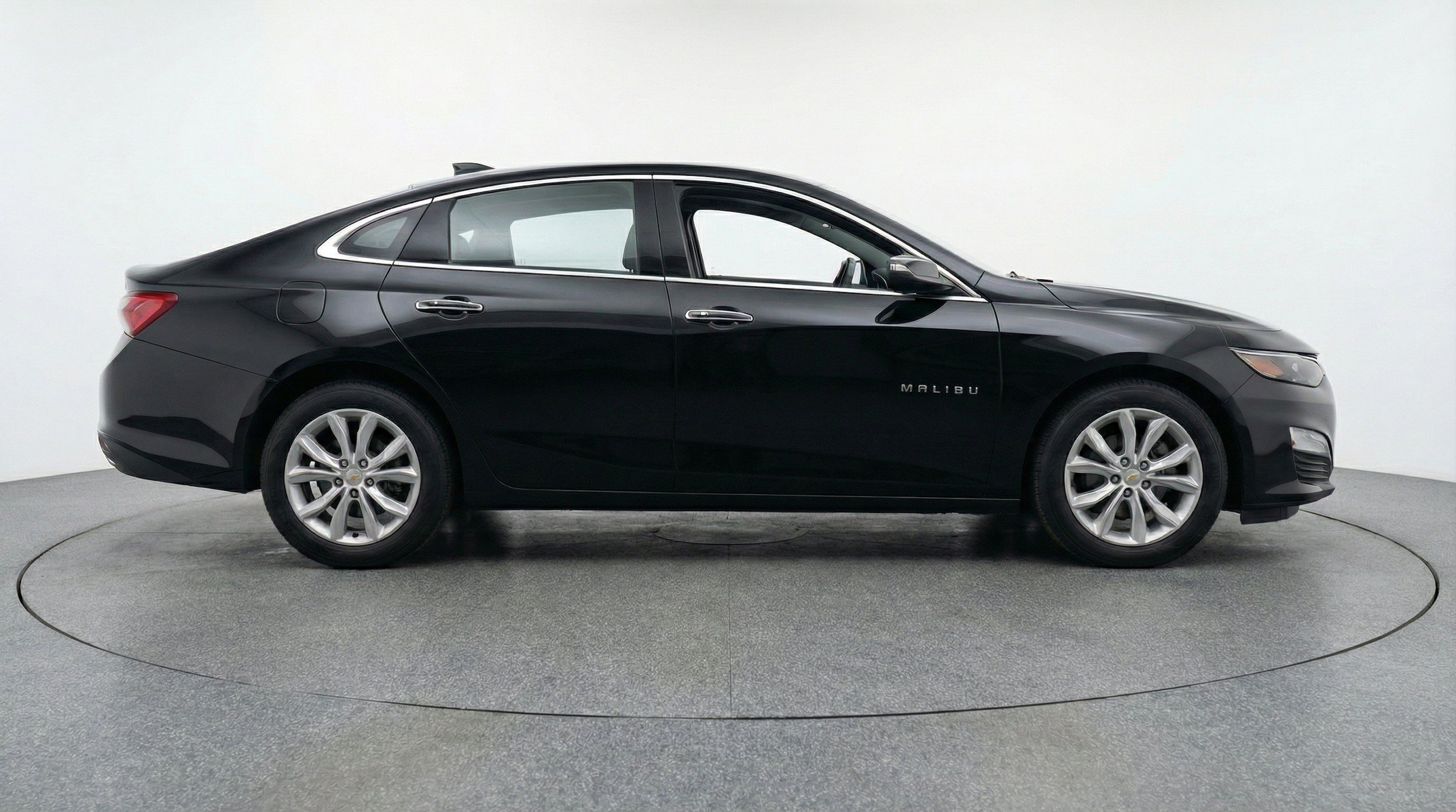 Thumbnail: 2024 Chevrolet Malibu - 11