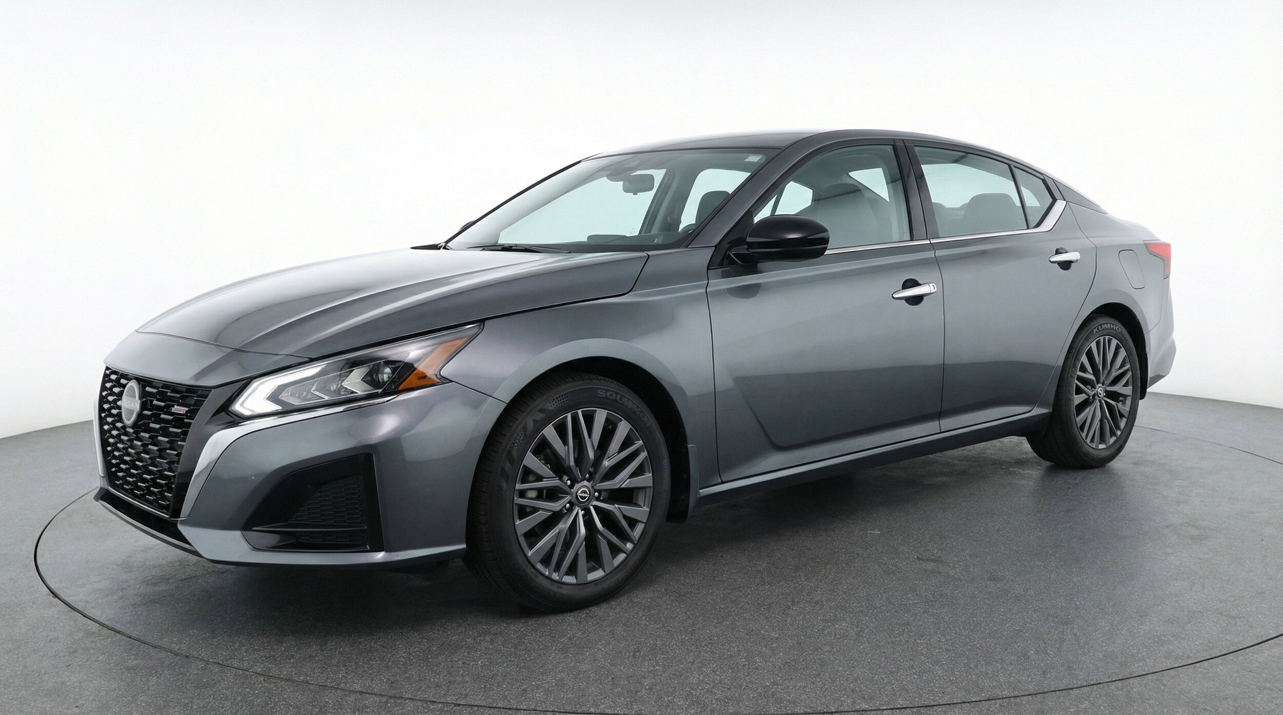 Thumbnail: 2025 Nissan Altima - 3