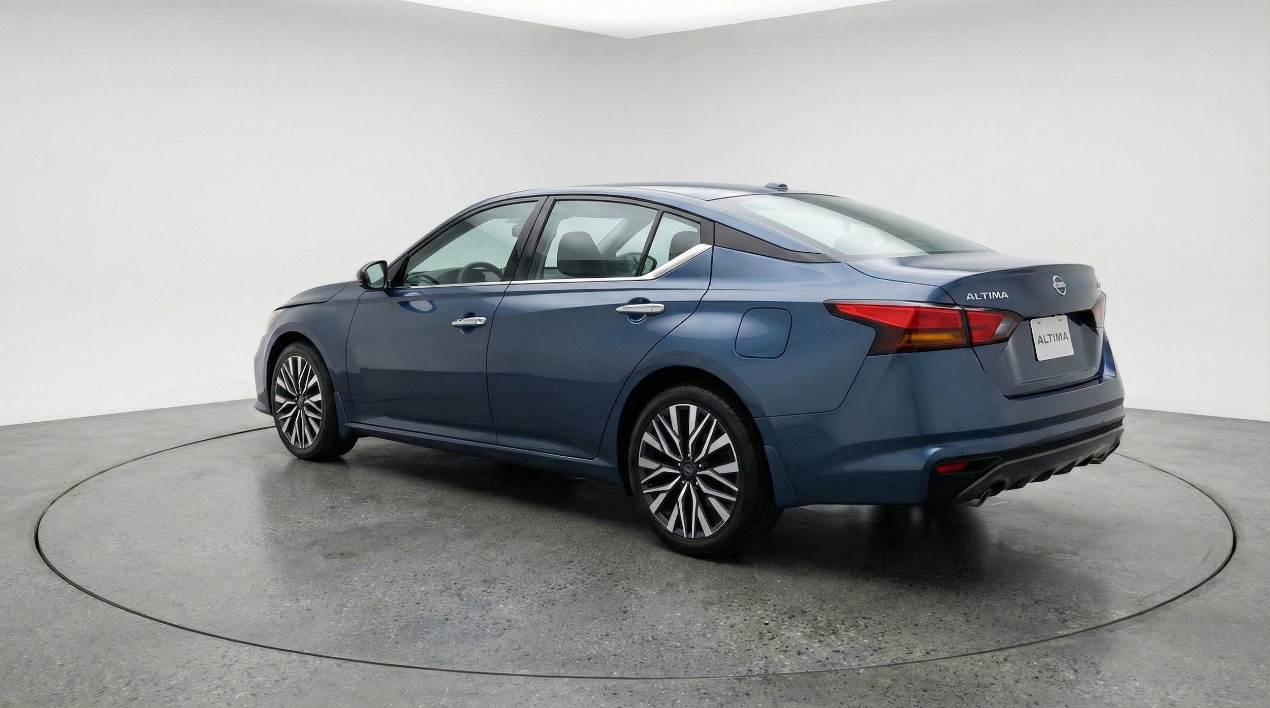 Thumbnail: 2025 Nissan Altima - 6