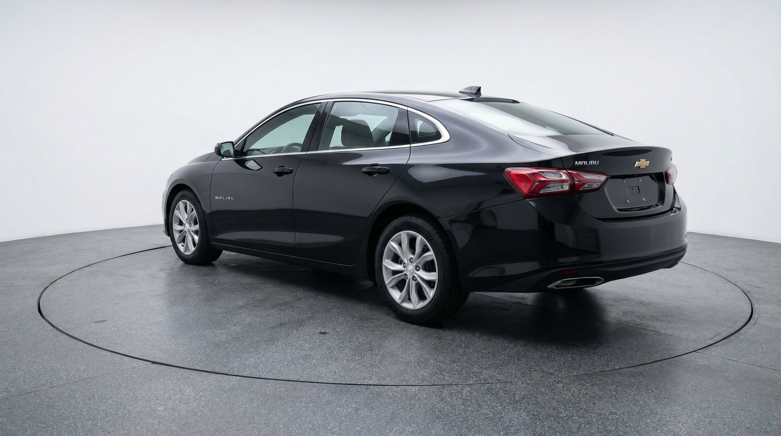 Thumbnail: 2024 Chevrolet Malibu - 6