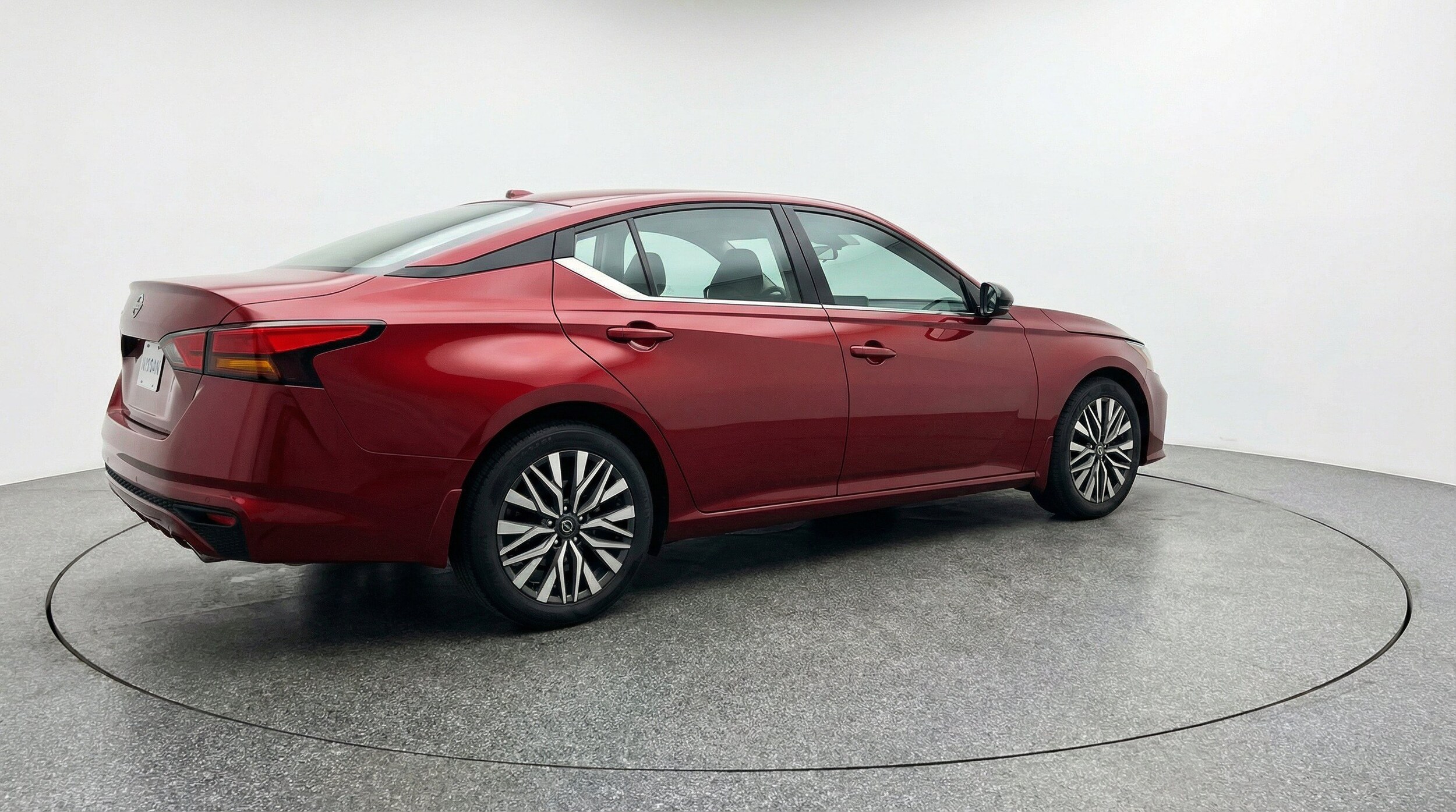 Thumbnail: 2025 Nissan Altima - 9