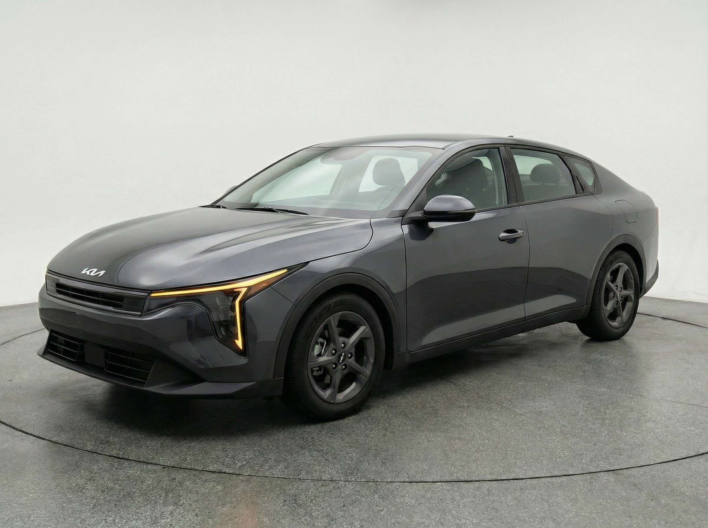 Thumbnail: 2025 Kia K4 - 3
