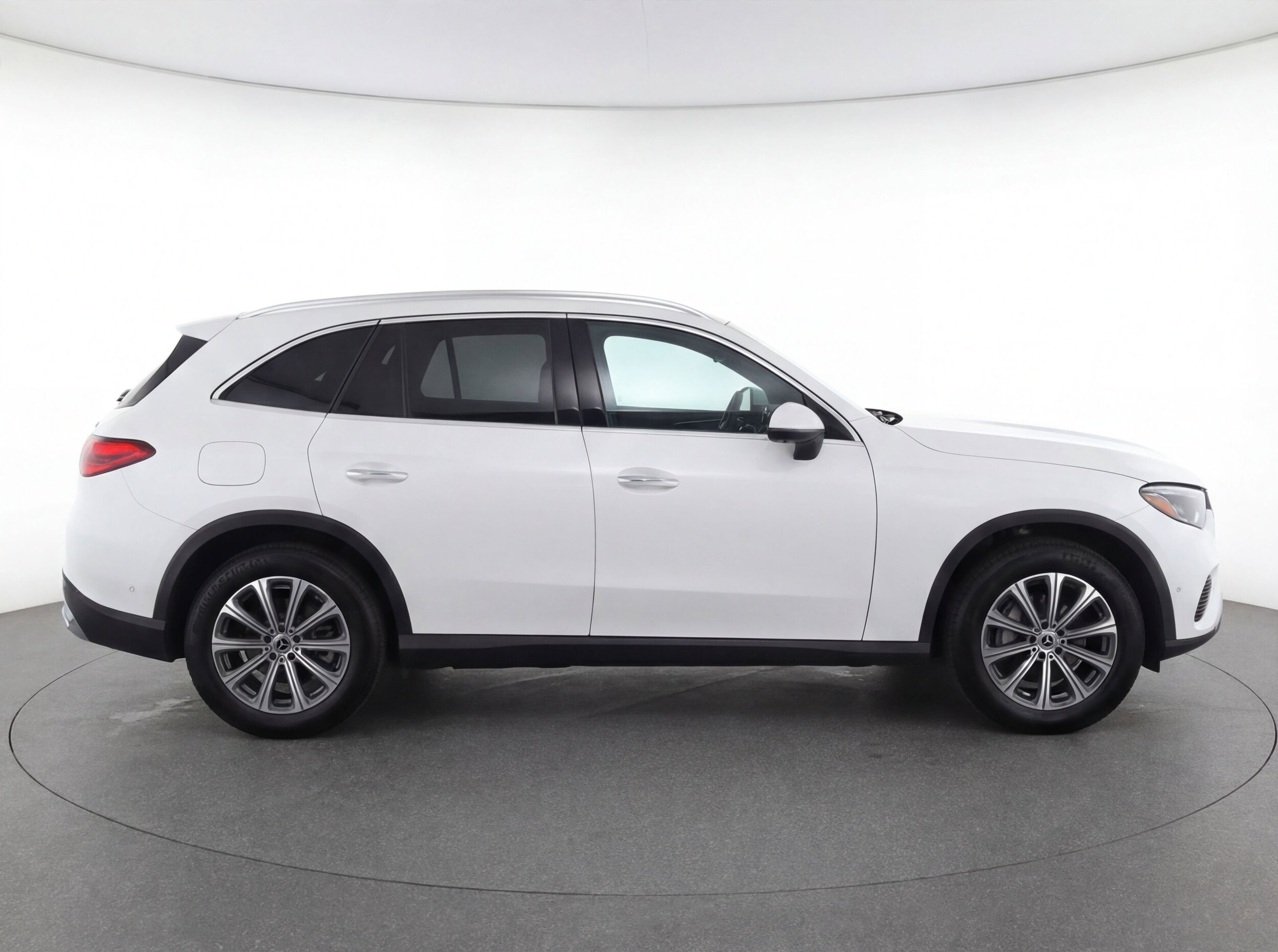 Thumbnail: 2024 Mercedes-Benz GLC - 11