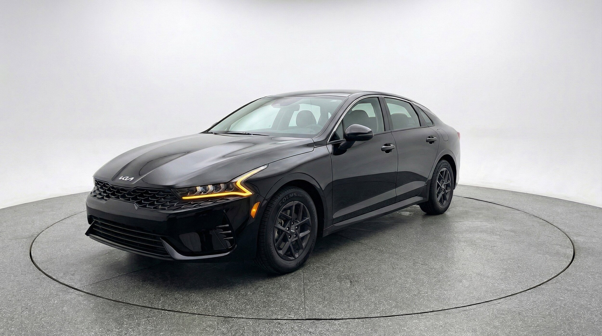 Thumbnail: 2025 Kia K5 - 3
