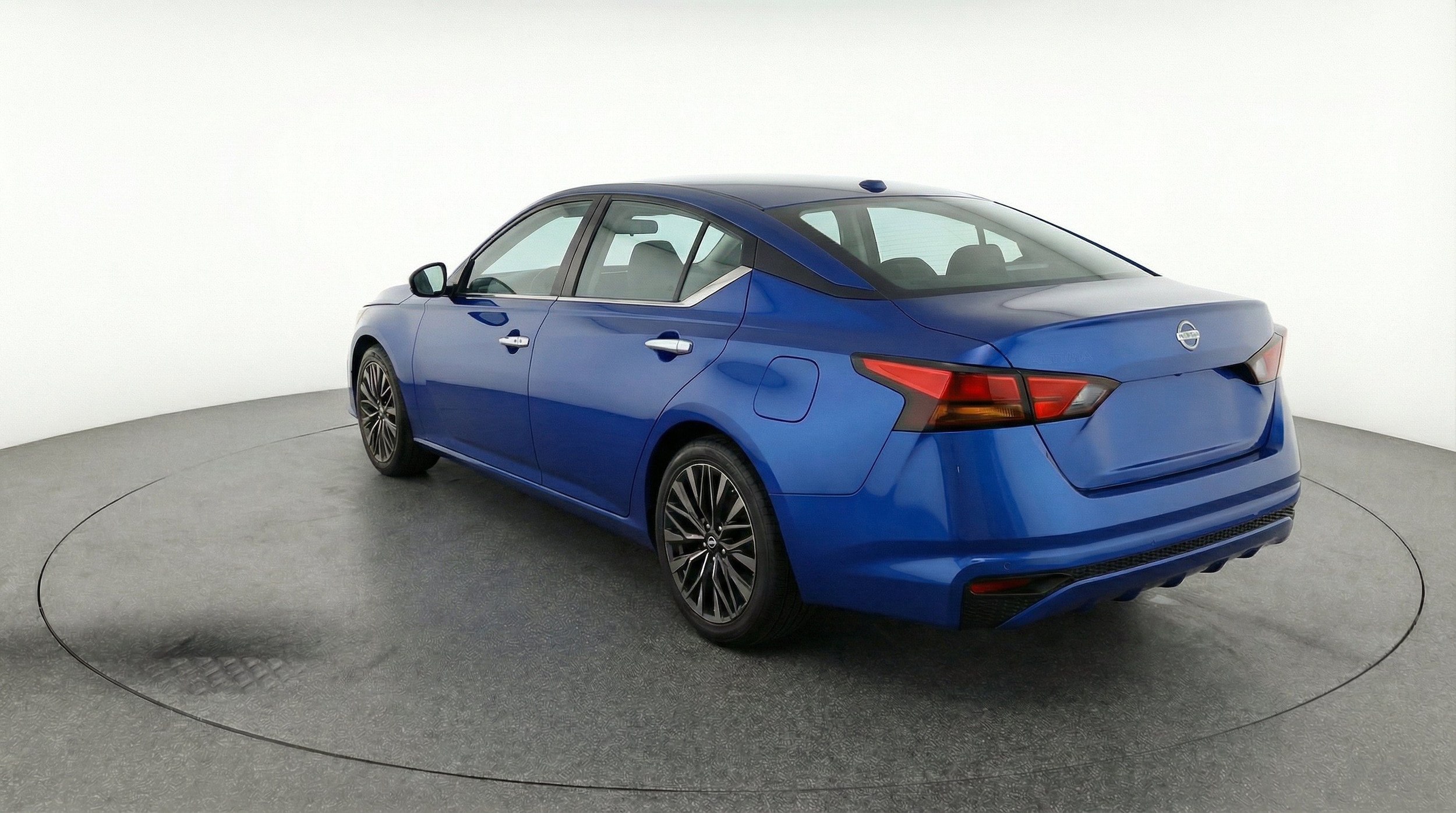 Thumbnail: 2025 Nissan Altima - 6