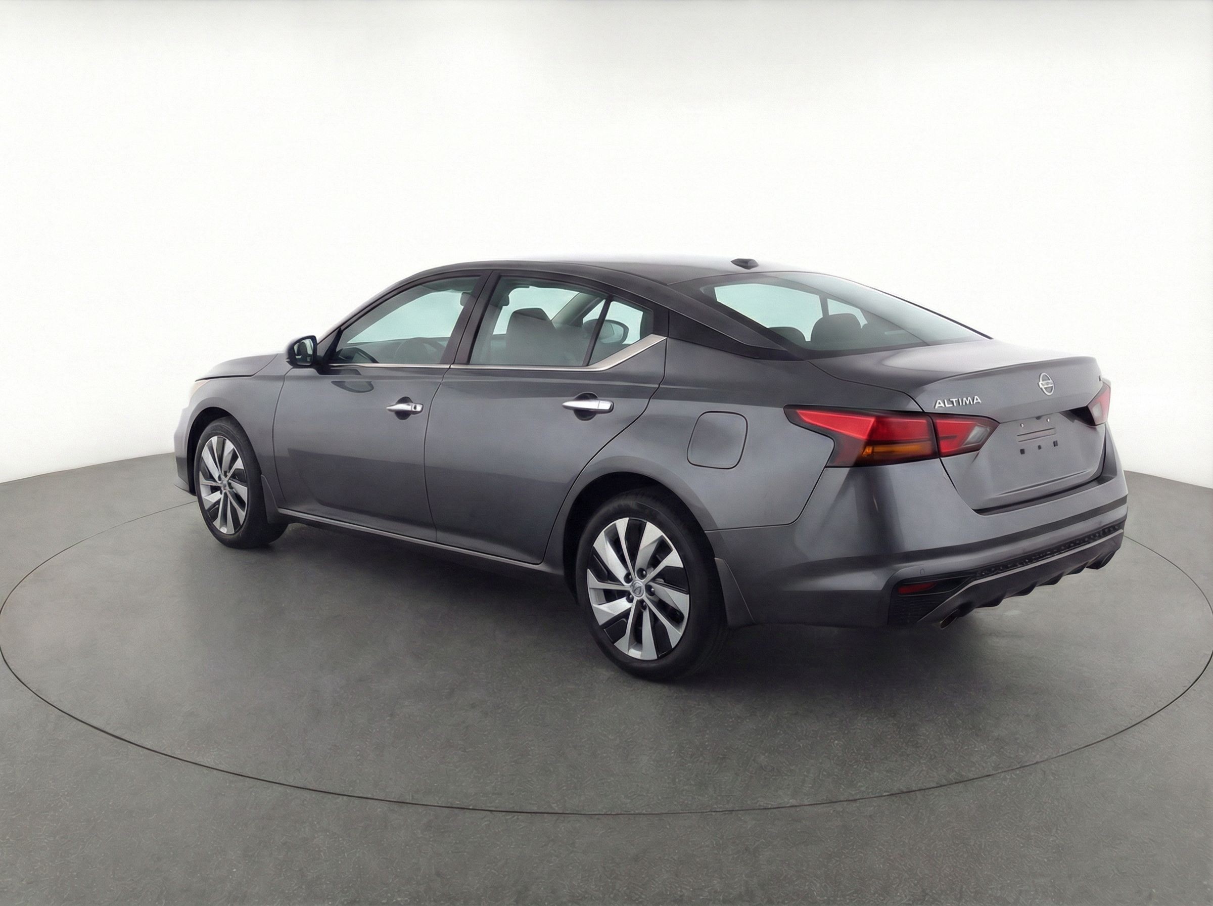 Thumbnail: 2023 Nissan Altima - 5