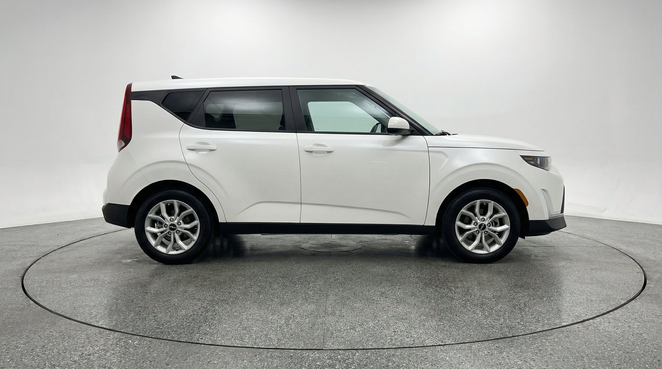 Thumbnail: 2025 Kia Soul - 11