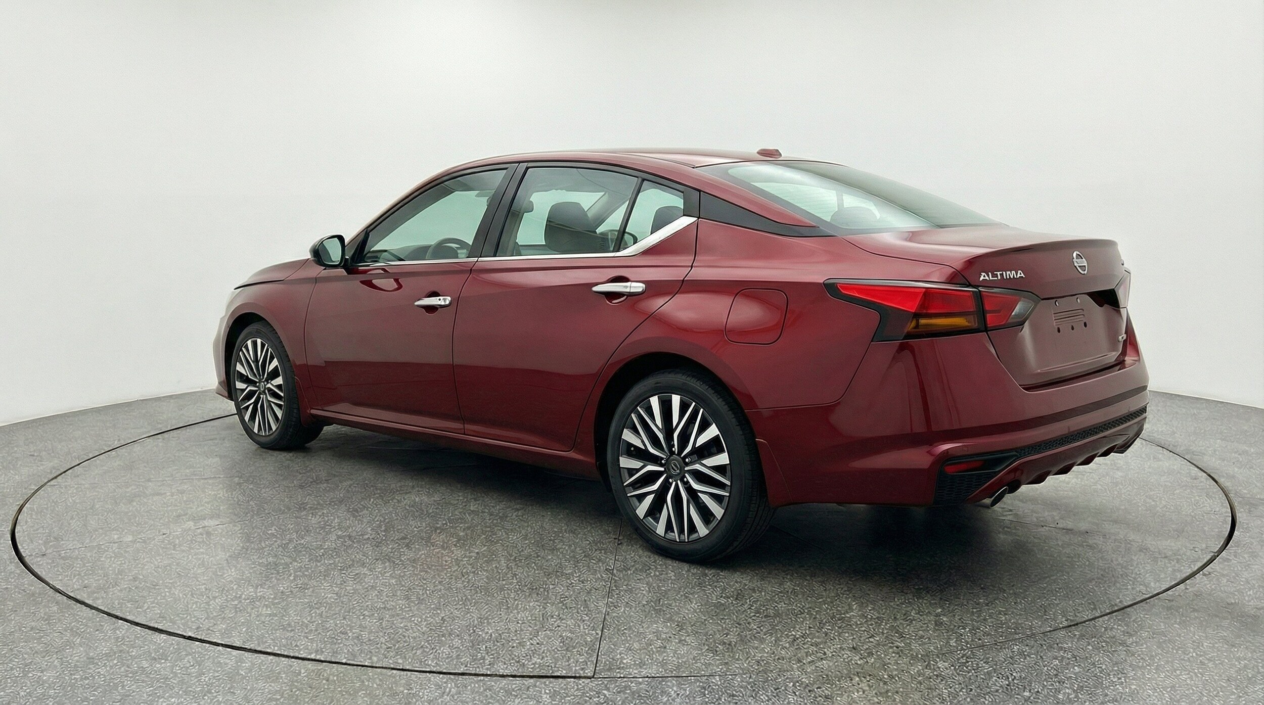 Thumbnail: 2025 Nissan Altima - 6