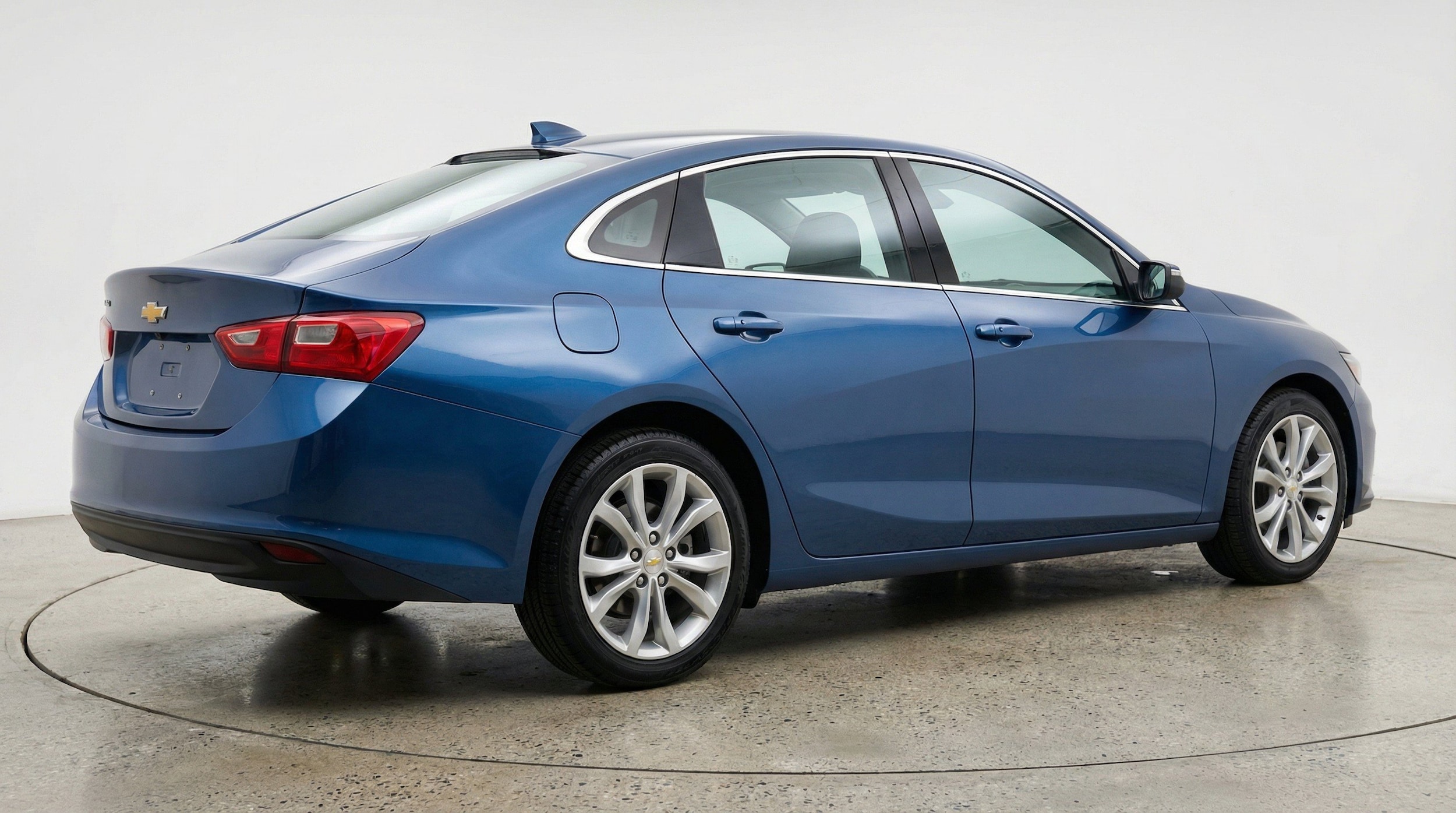 Thumbnail: 2024 Chevrolet Malibu - 9