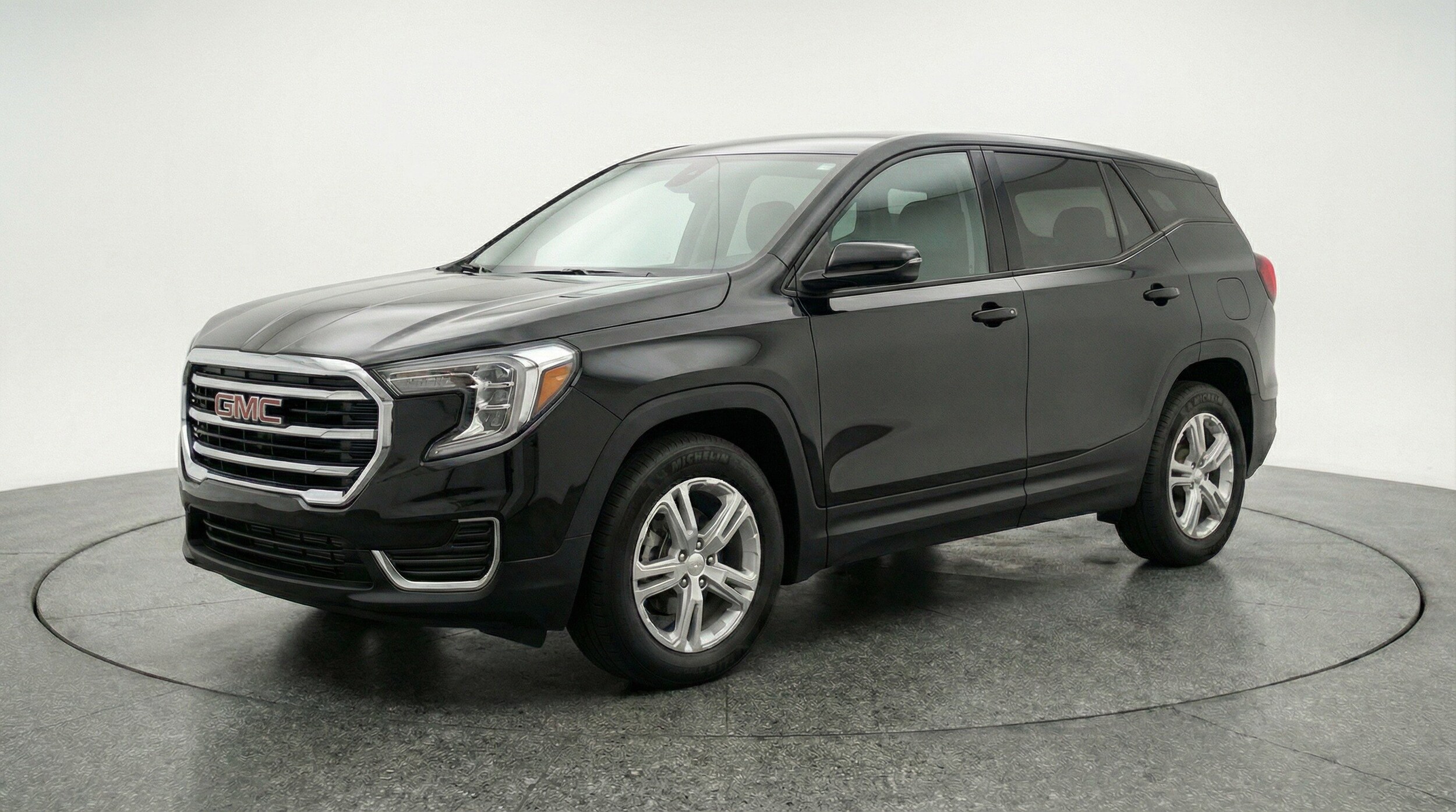 Thumbnail: 2024 GMC Terrain - 3