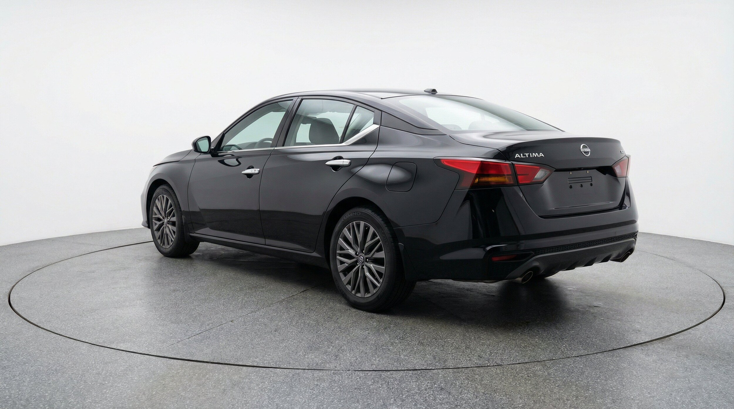 Thumbnail: 2025 Nissan Altima - 6