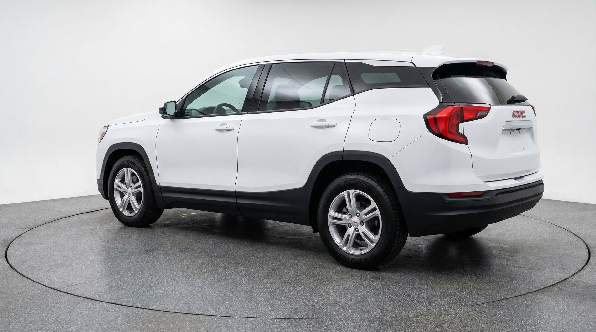 2024 GMC Terrain SLE - Photo 6