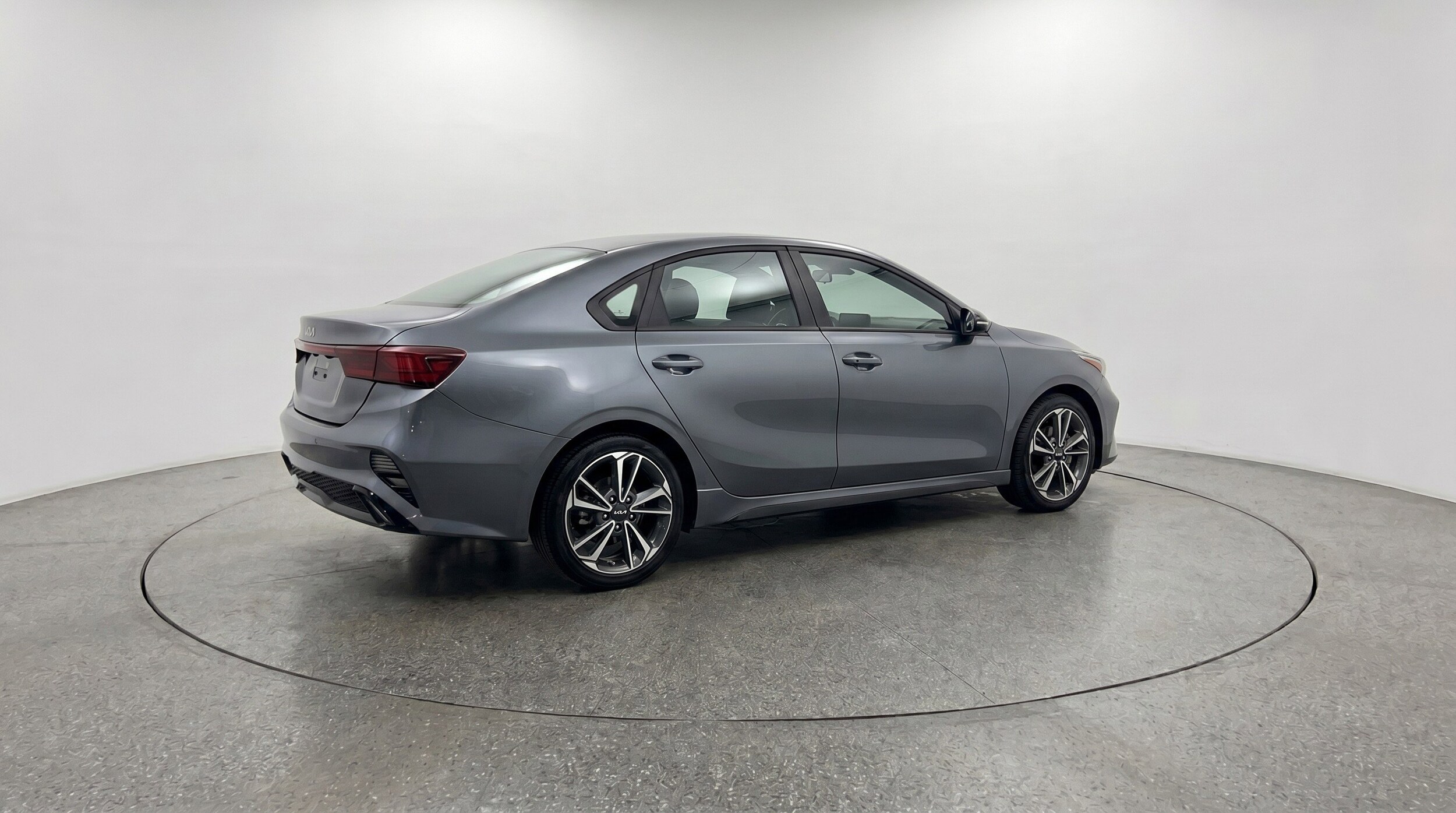 Thumbnail: 2024 Kia Forte - 9