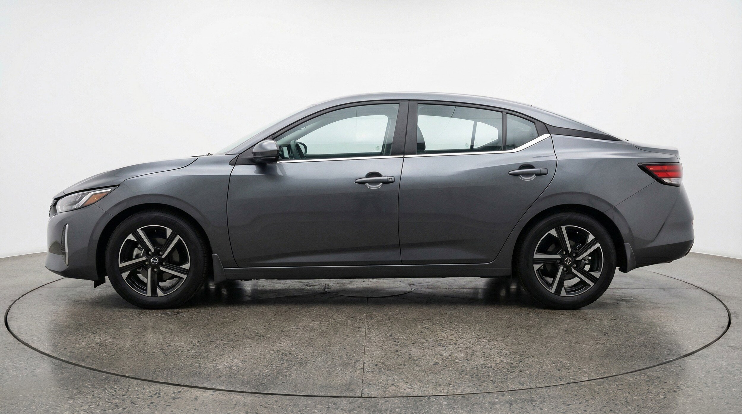 Thumbnail: 2025 Nissan Sentra - 5
