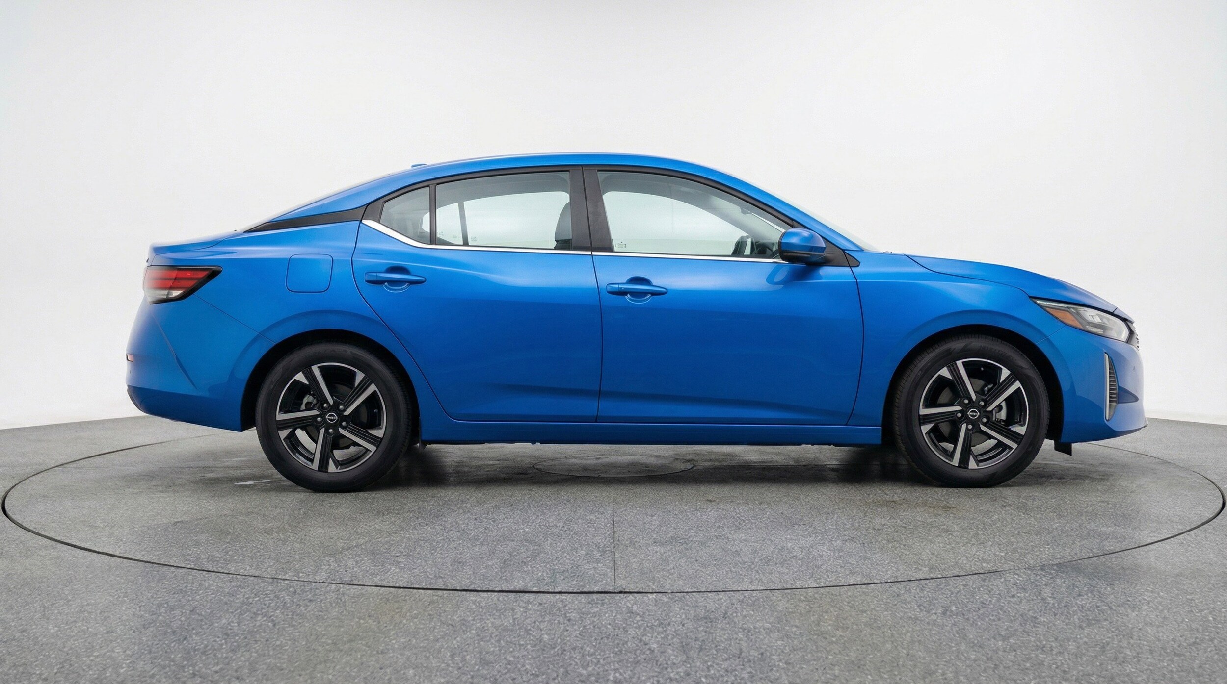 Thumbnail: 2025 Nissan Sentra - 11