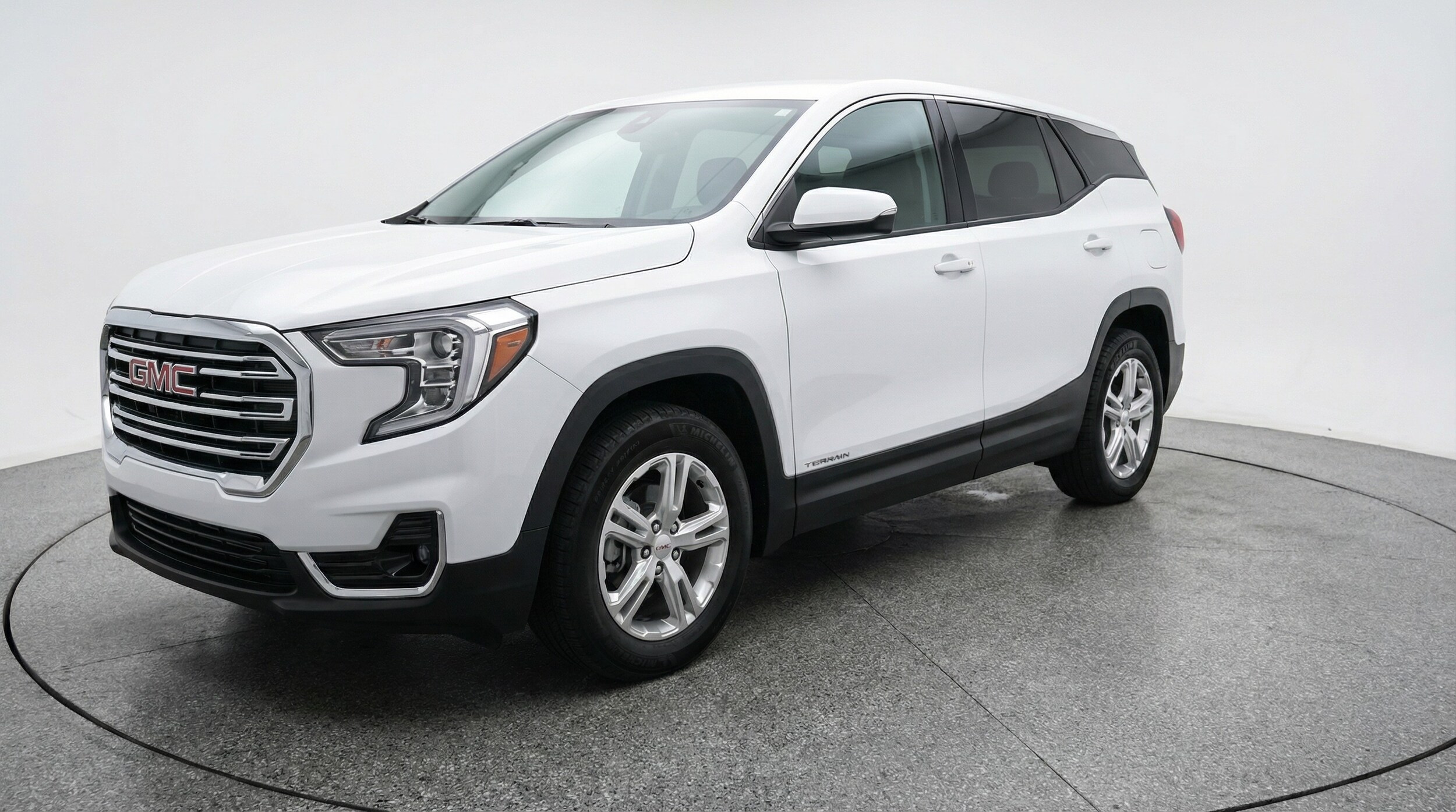 Thumbnail: 2024 GMC Terrain - 3