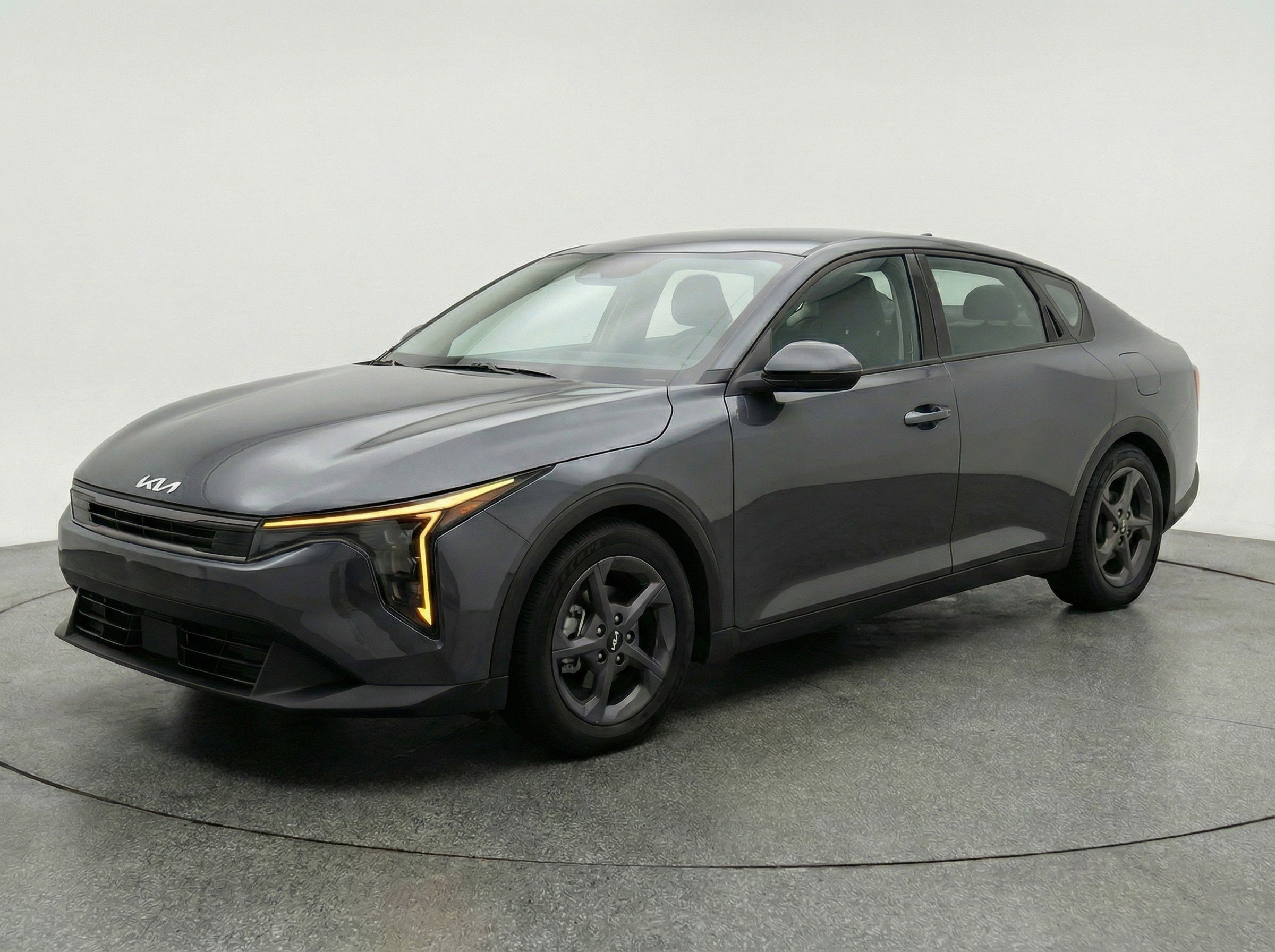 Thumbnail: 2025 Kia K4 - 3