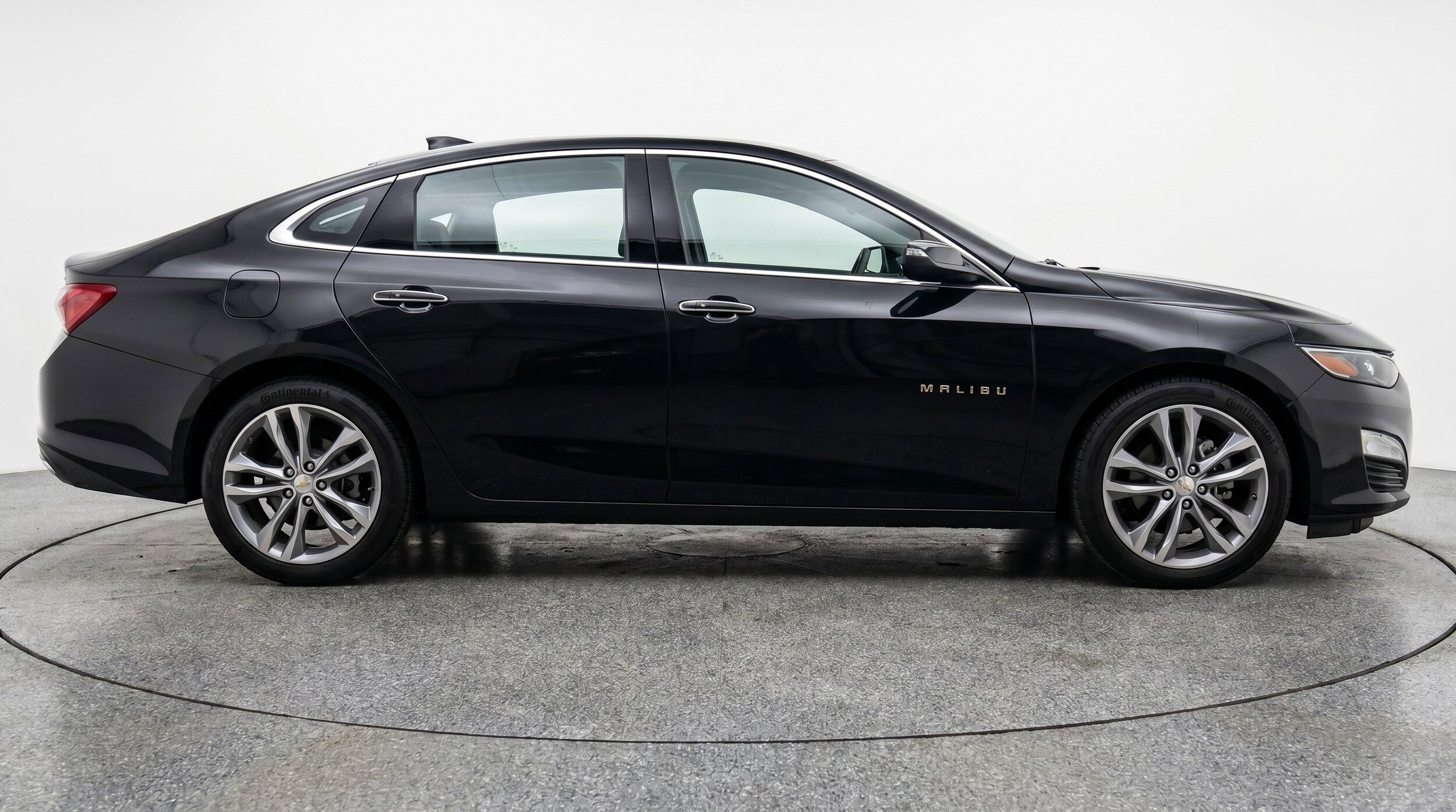 Thumbnail: 2024 Chevrolet Malibu - 11