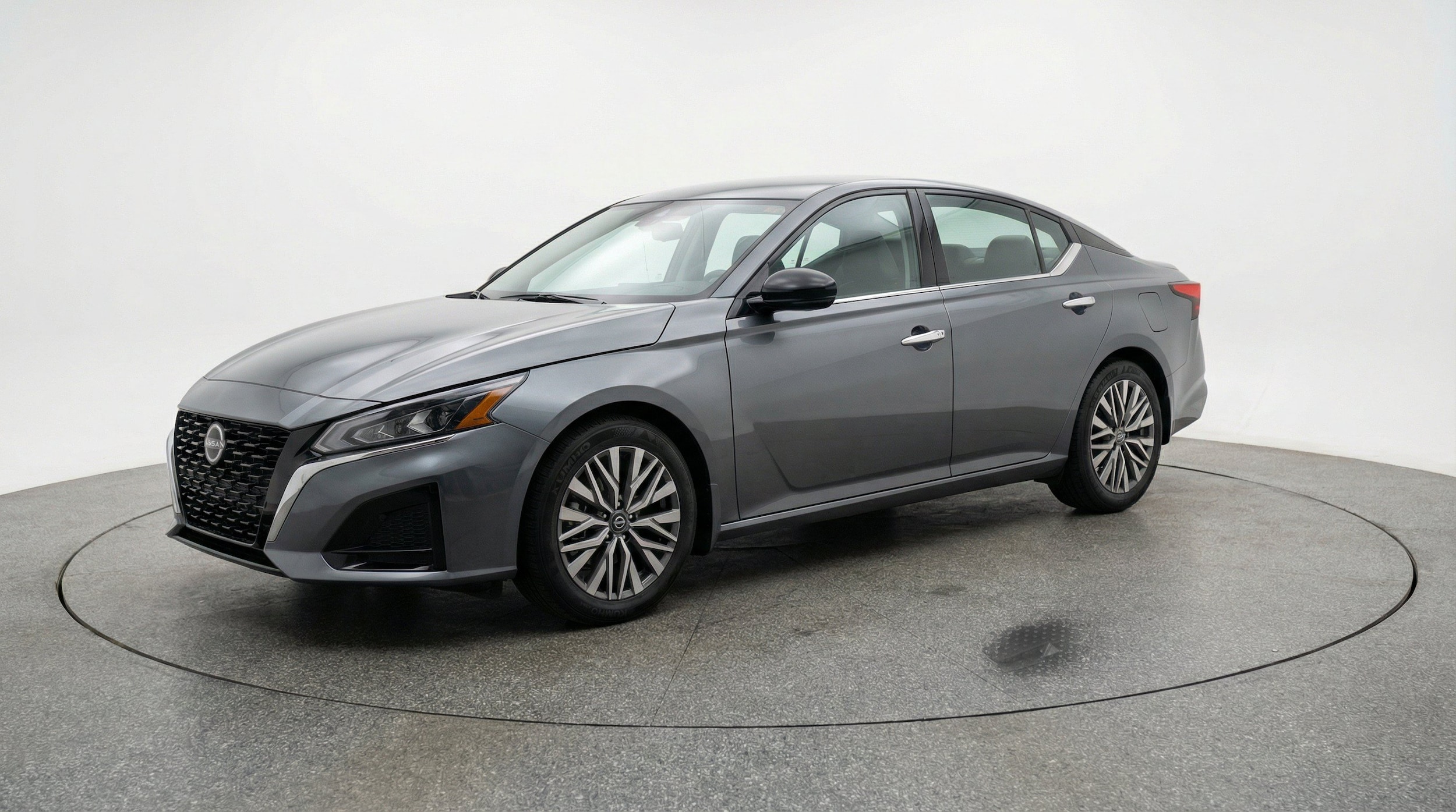 Thumbnail: 2025 Nissan Altima - 3