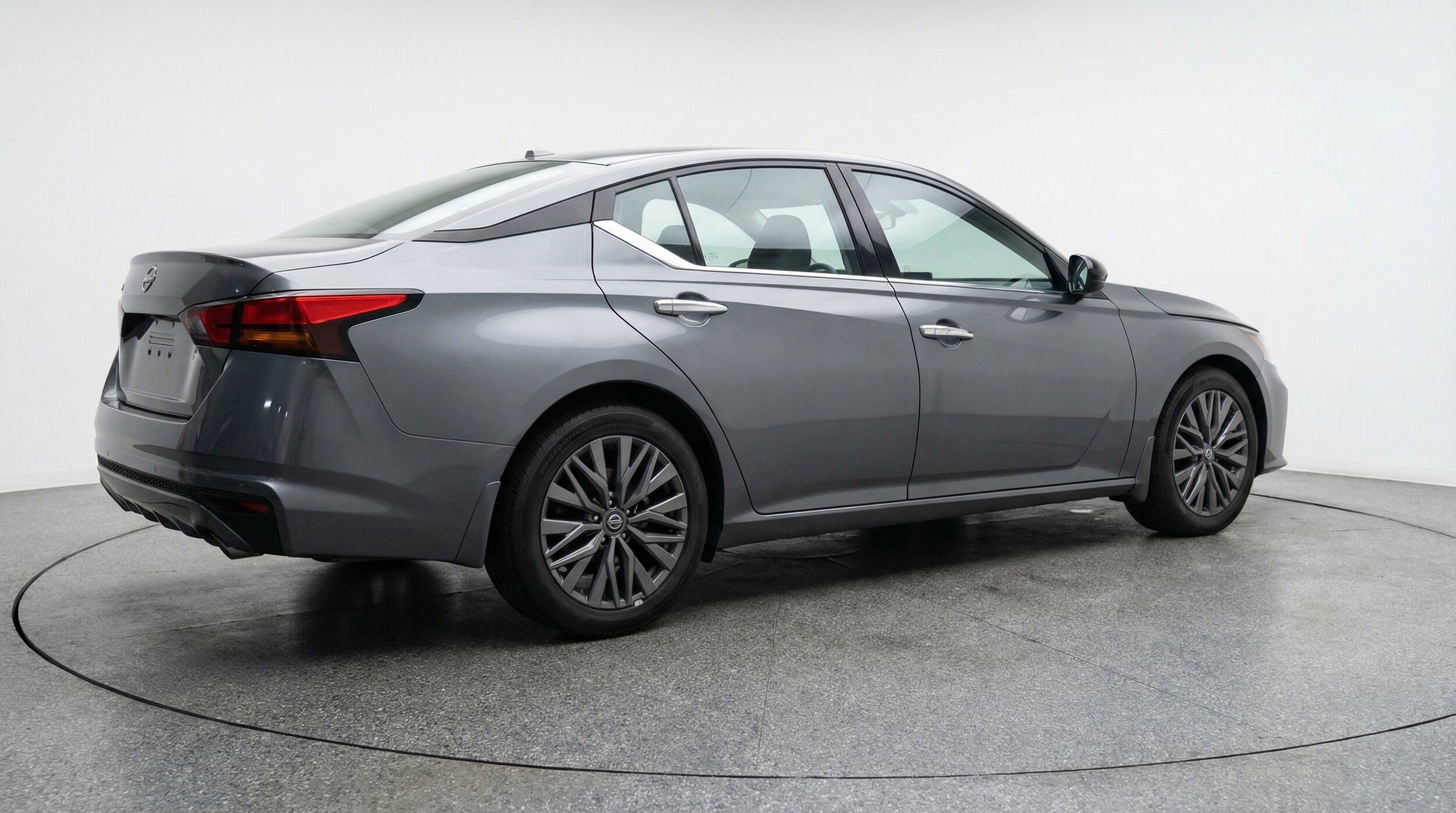 Thumbnail: 2025 Nissan Altima - 9