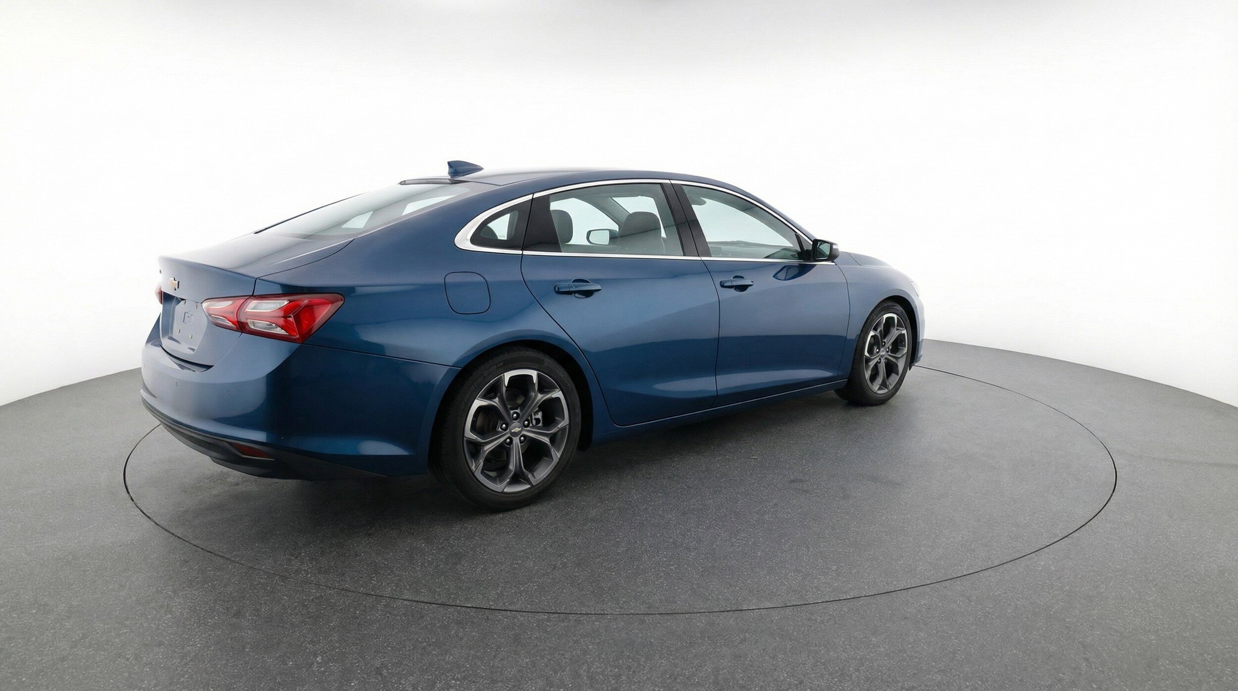 Thumbnail: 2024 Chevrolet Malibu - 9