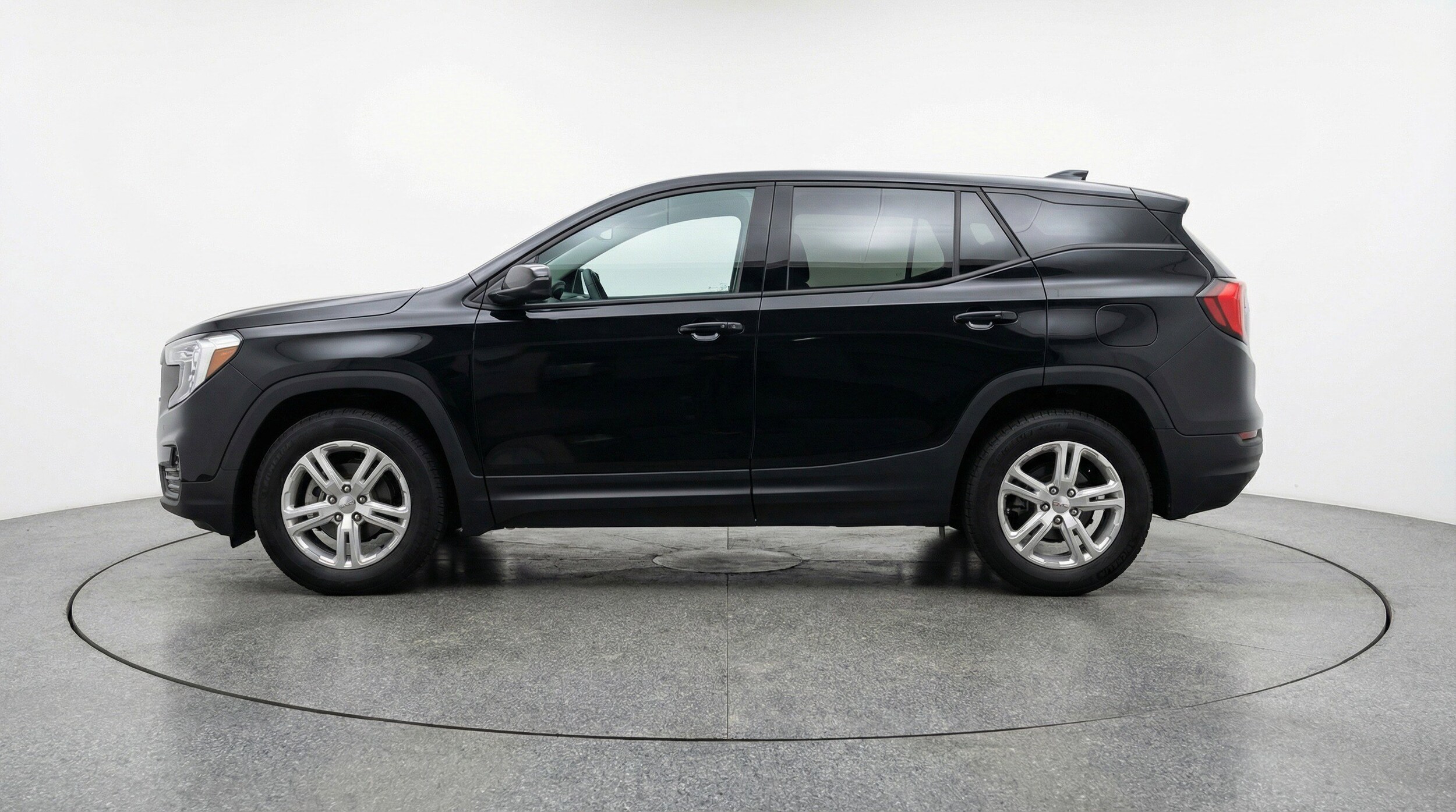 Thumbnail: 2024 GMC Terrain - 5