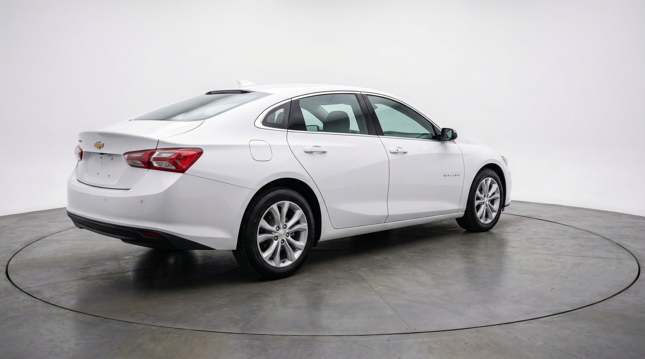 Thumbnail: 2024 Chevrolet Malibu - 9