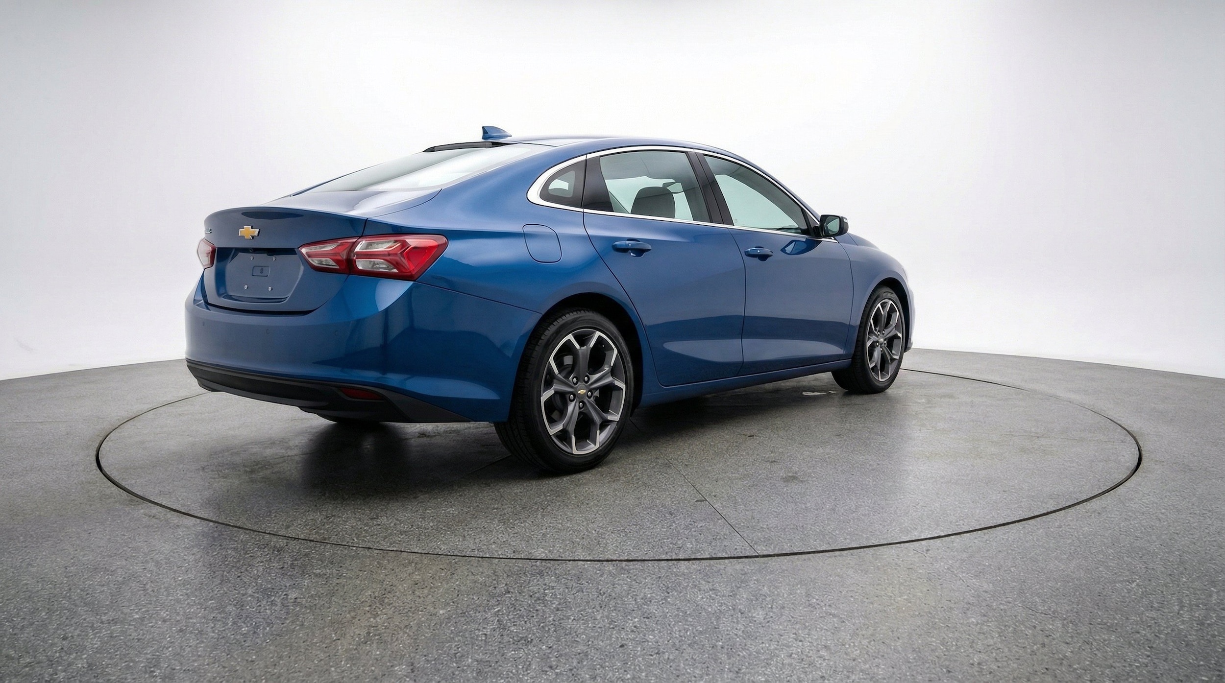 Thumbnail: 2024 Chevrolet Malibu - 9