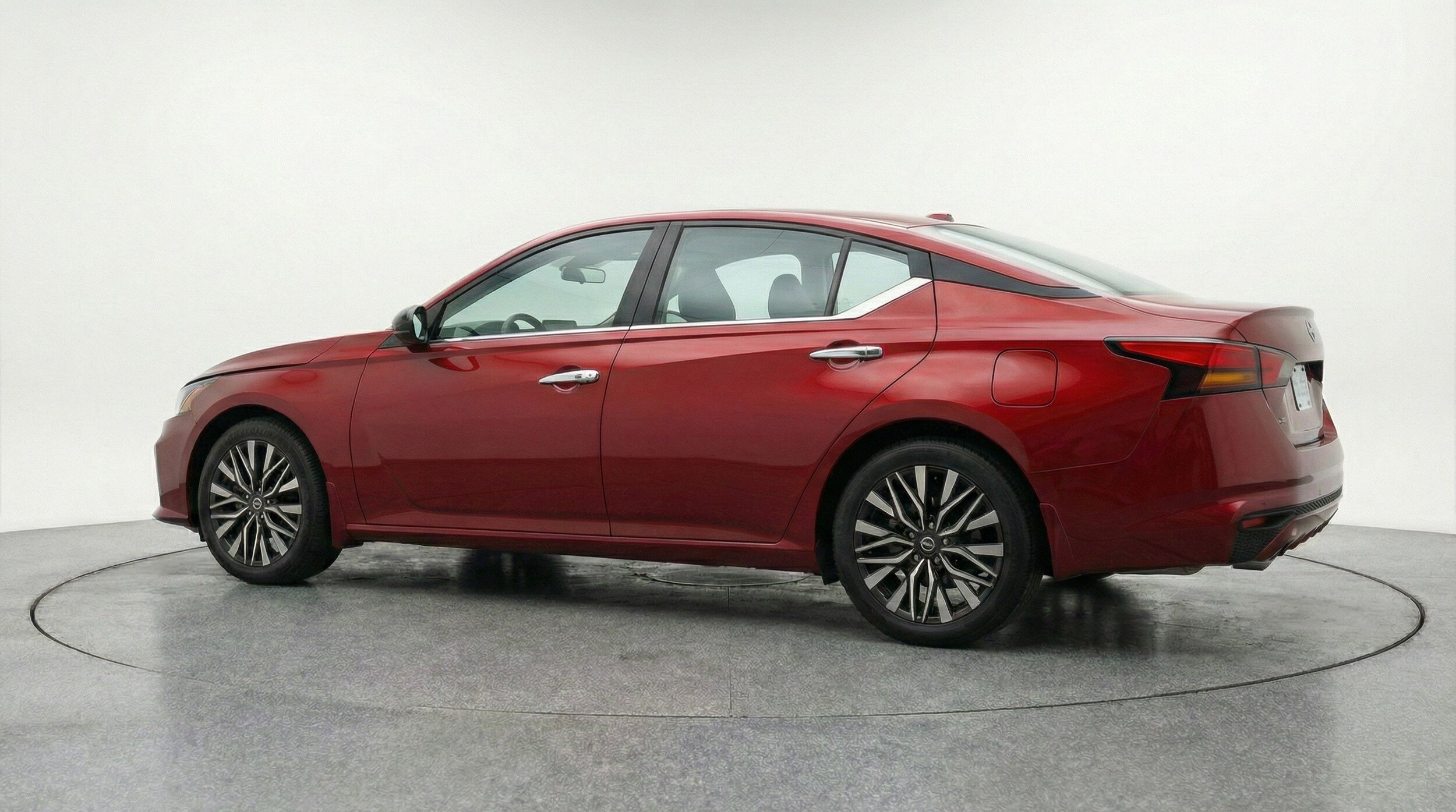 Thumbnail: 2025 Nissan Altima - 6