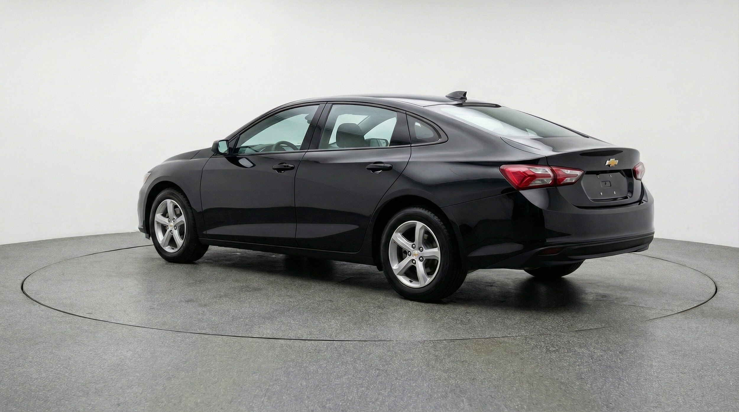 Thumbnail: 2024 Chevrolet Malibu - 6