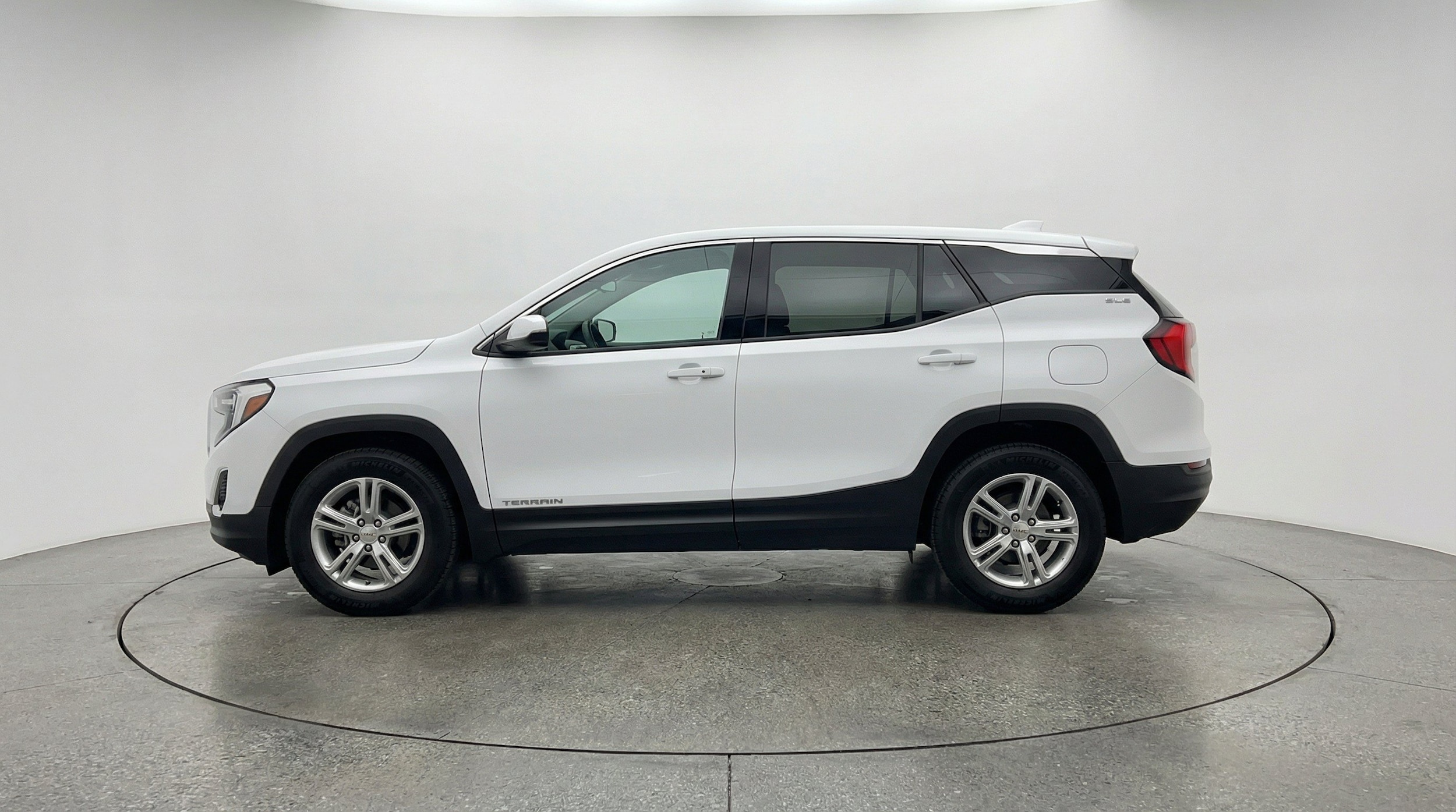 Thumbnail: 2024 GMC Terrain - 5