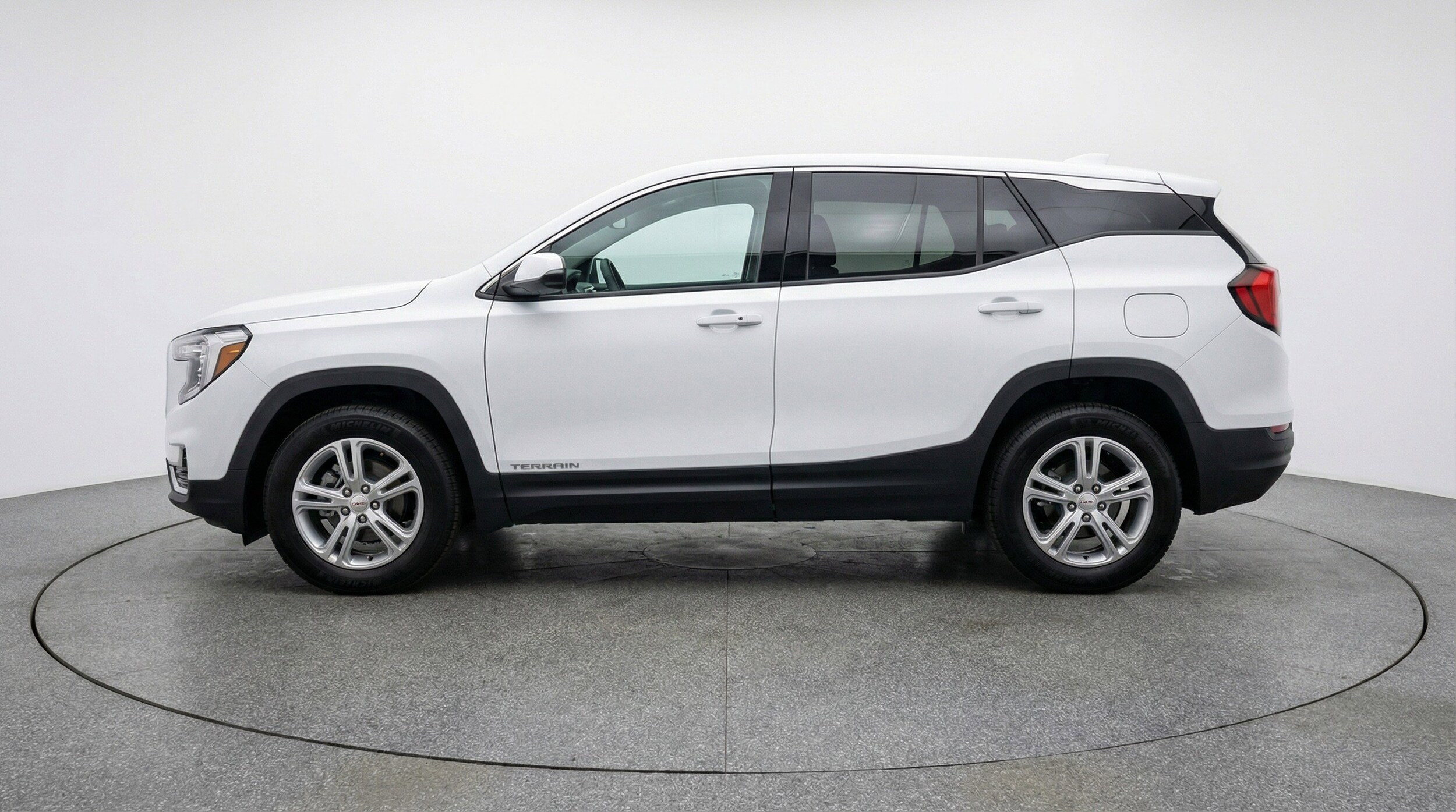 Thumbnail: 2024 GMC Terrain - 5