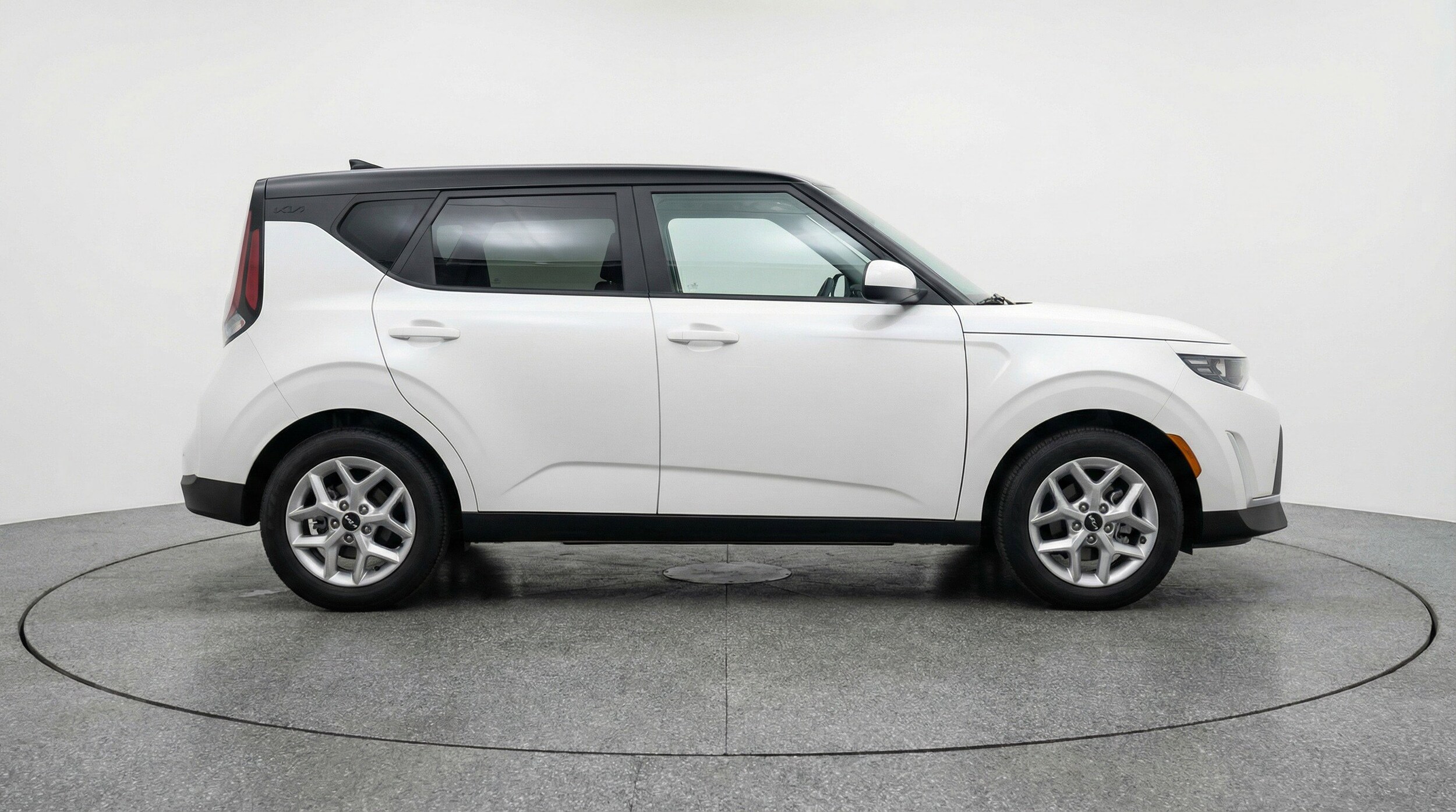 Thumbnail: 2025 Kia Soul - 11