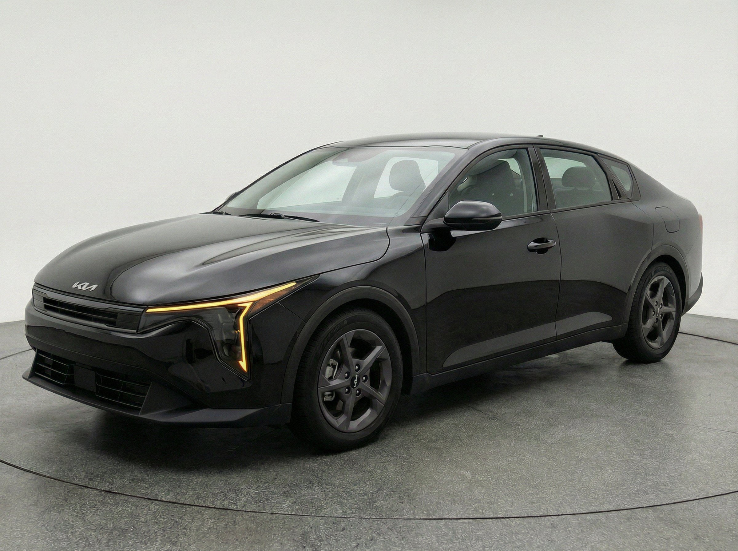 Thumbnail: 2025 Kia K4 - 3
