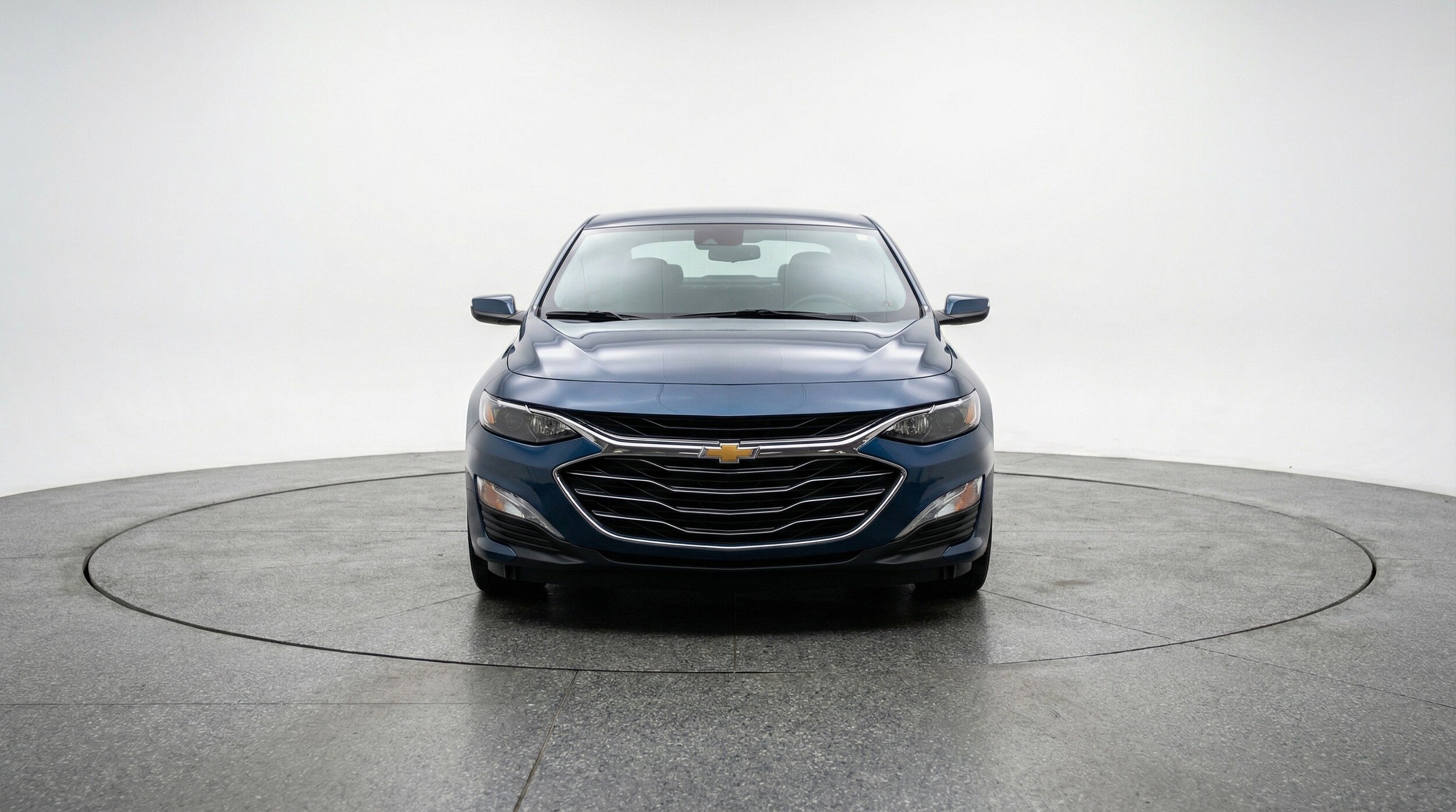 Thumbnail: 2024 Chevrolet Malibu - 2