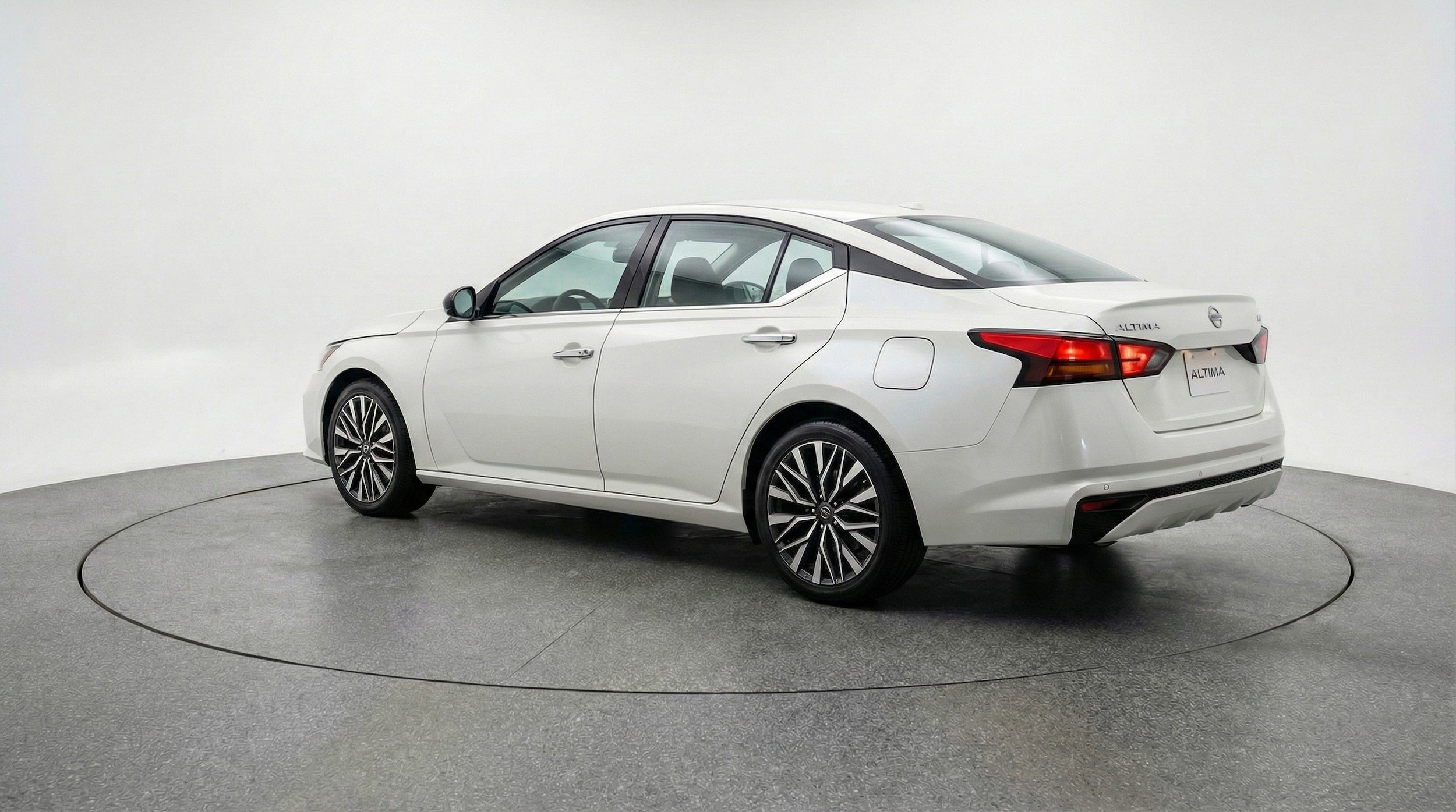 Thumbnail: 2025 Nissan Altima - 6
