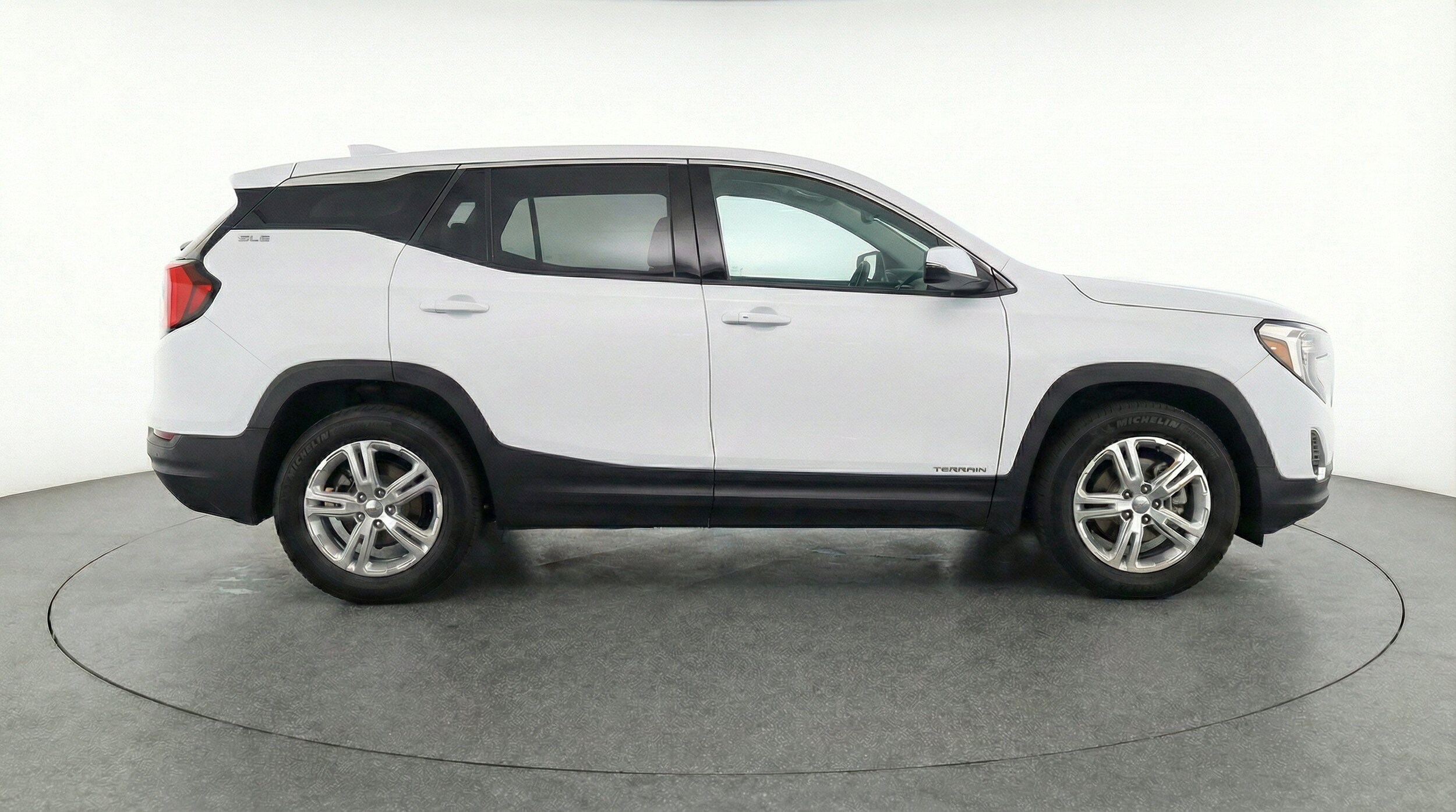 Thumbnail: 2024 GMC Terrain - 11