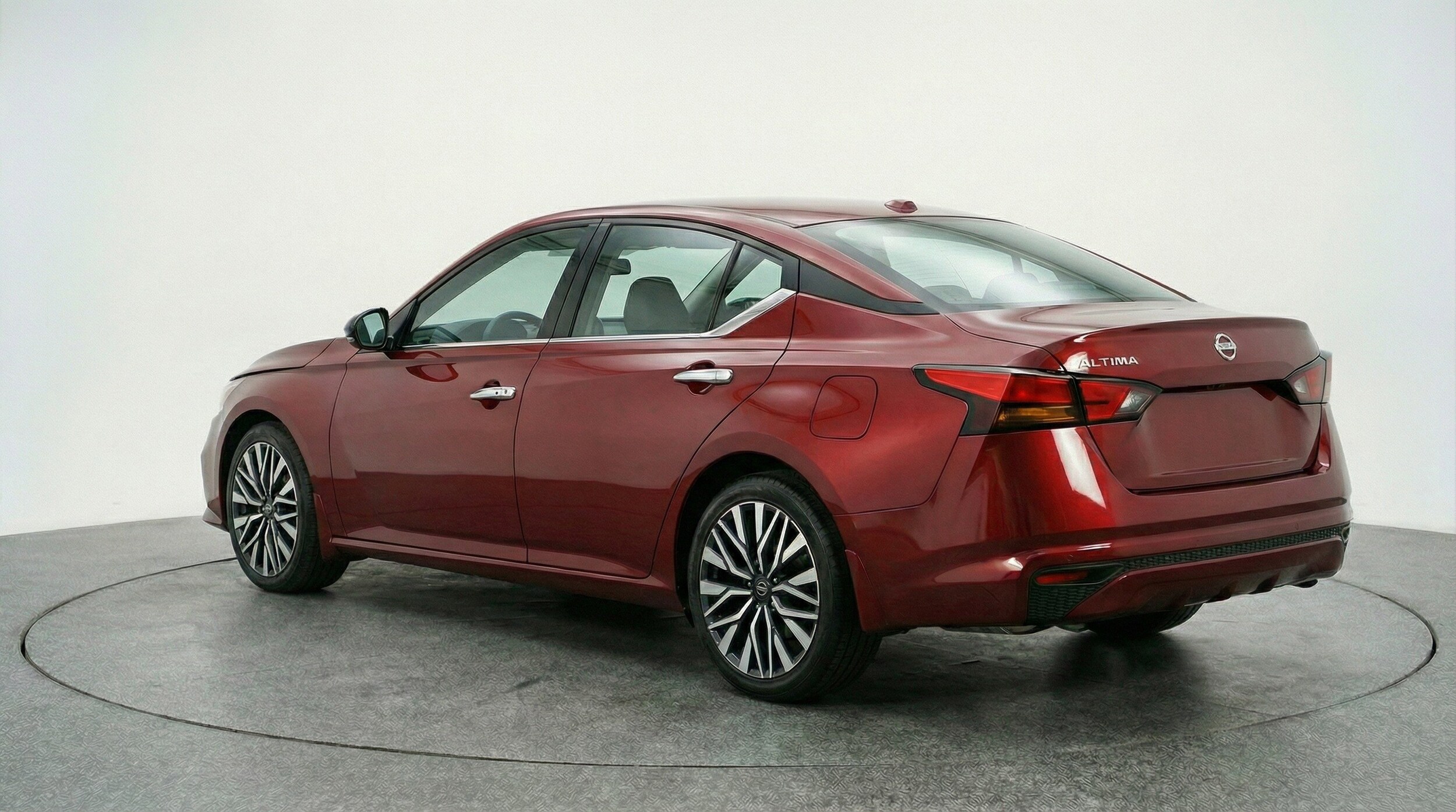 Thumbnail: 2025 Nissan Altima - 6