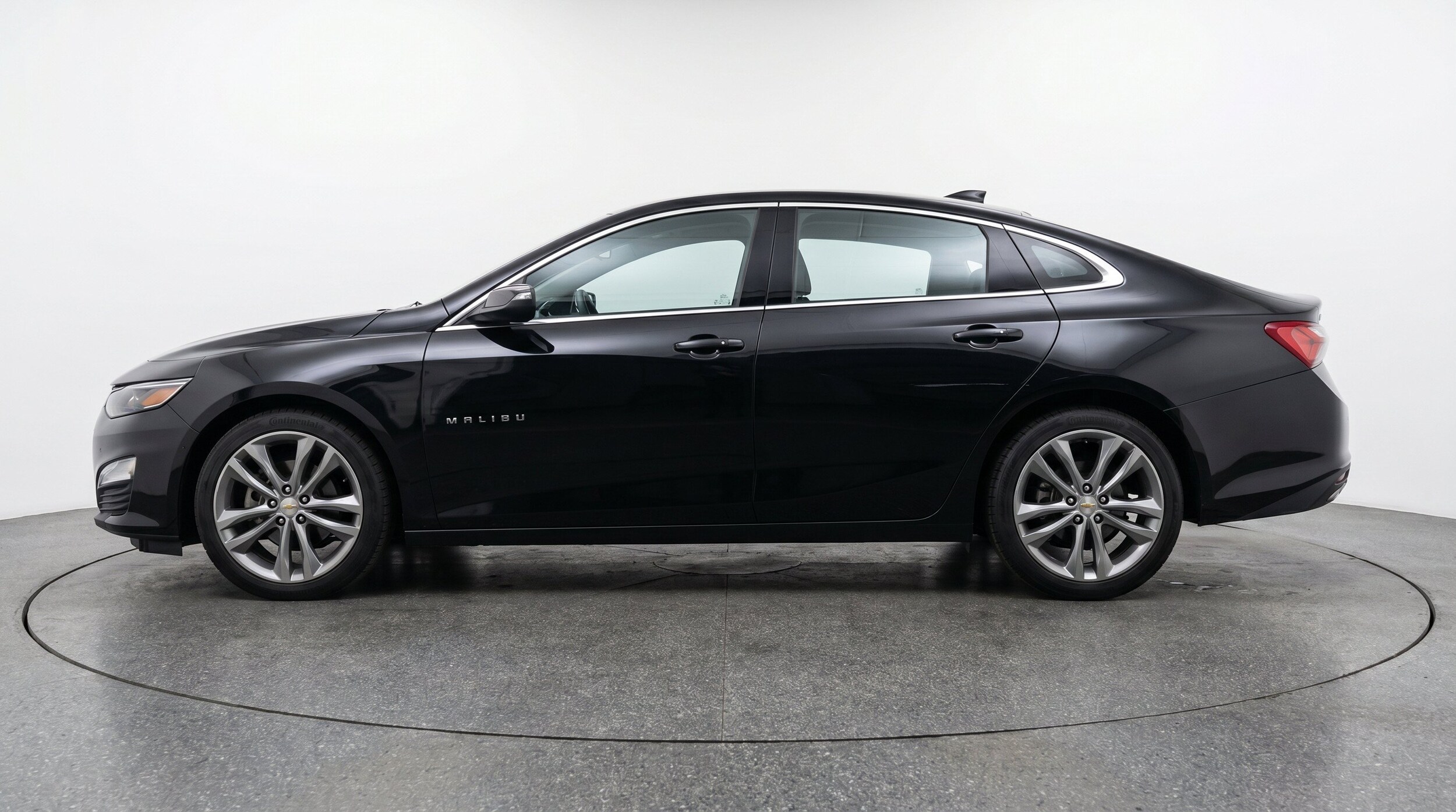 Thumbnail: 2024 Chevrolet Malibu - 5