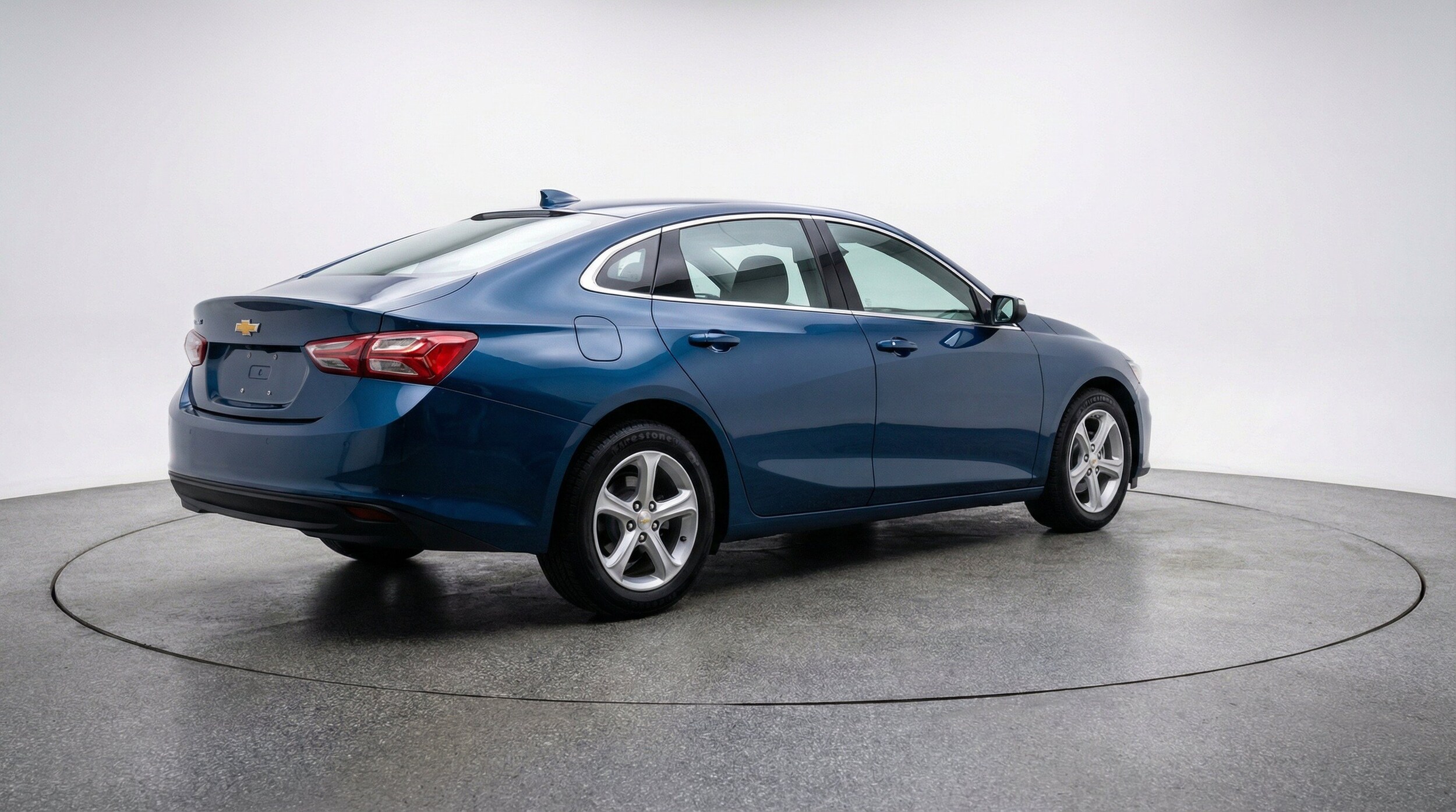 Thumbnail: 2024 Chevrolet Malibu - 9
