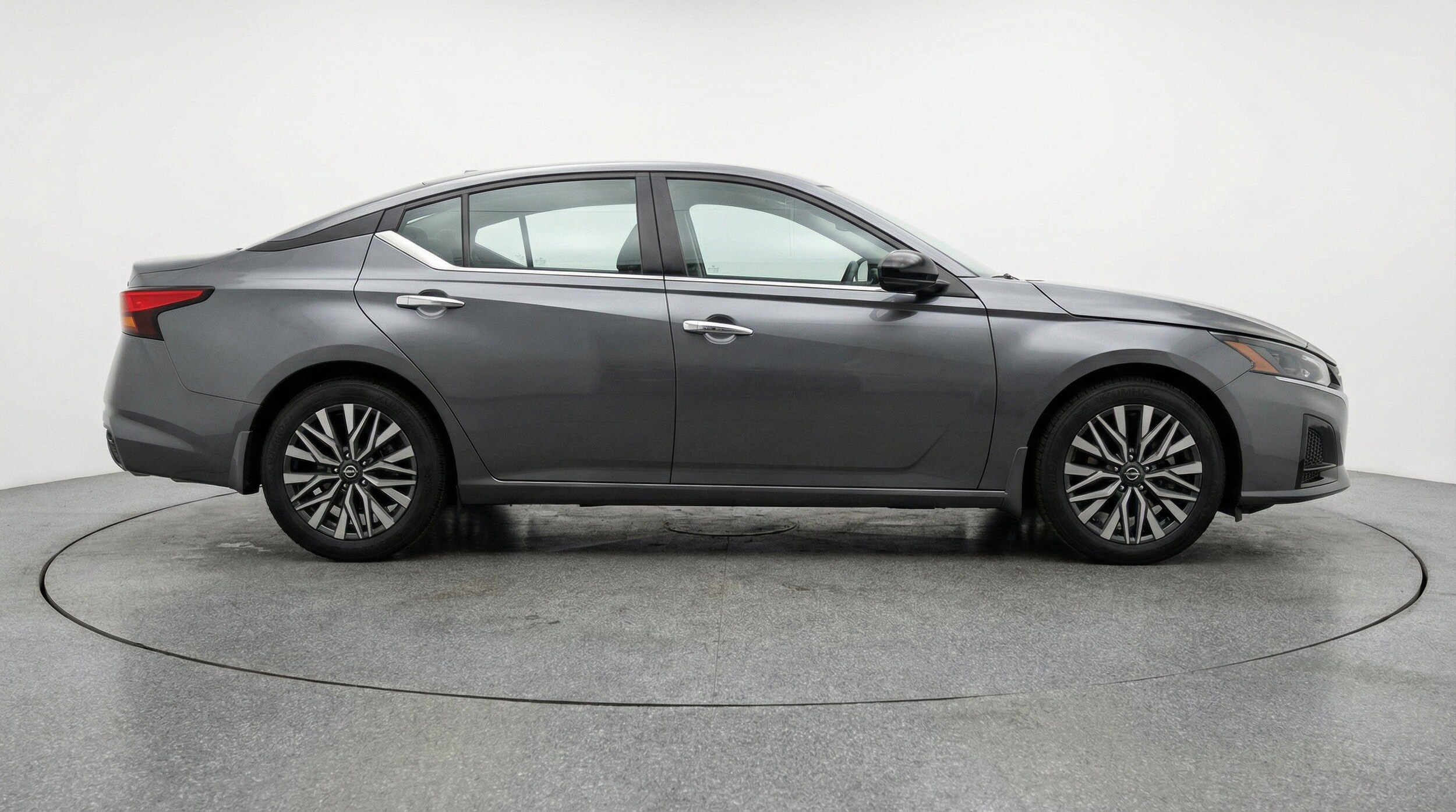 Thumbnail: 2025 Nissan Altima - 11