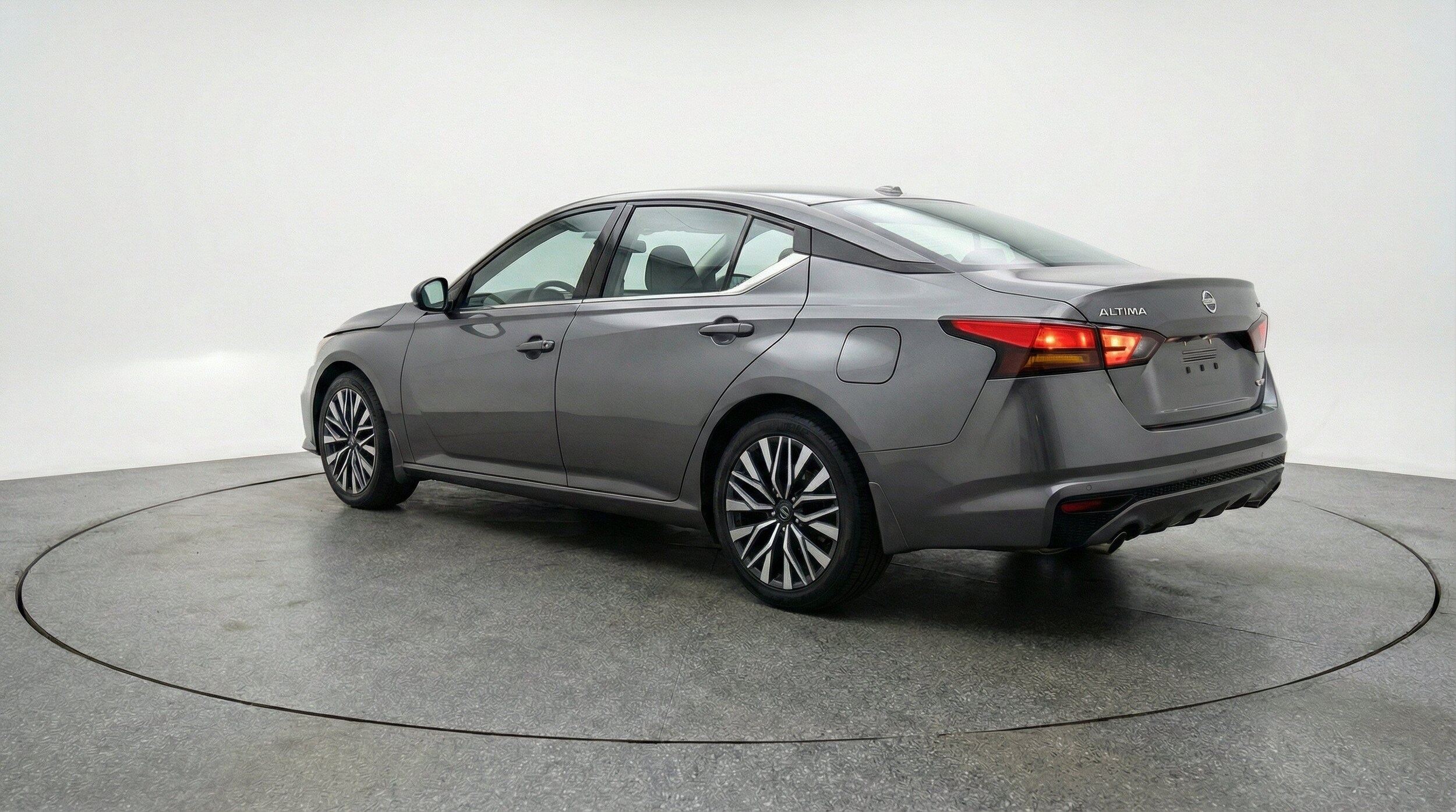 Thumbnail: 2025 Nissan Altima - 6
