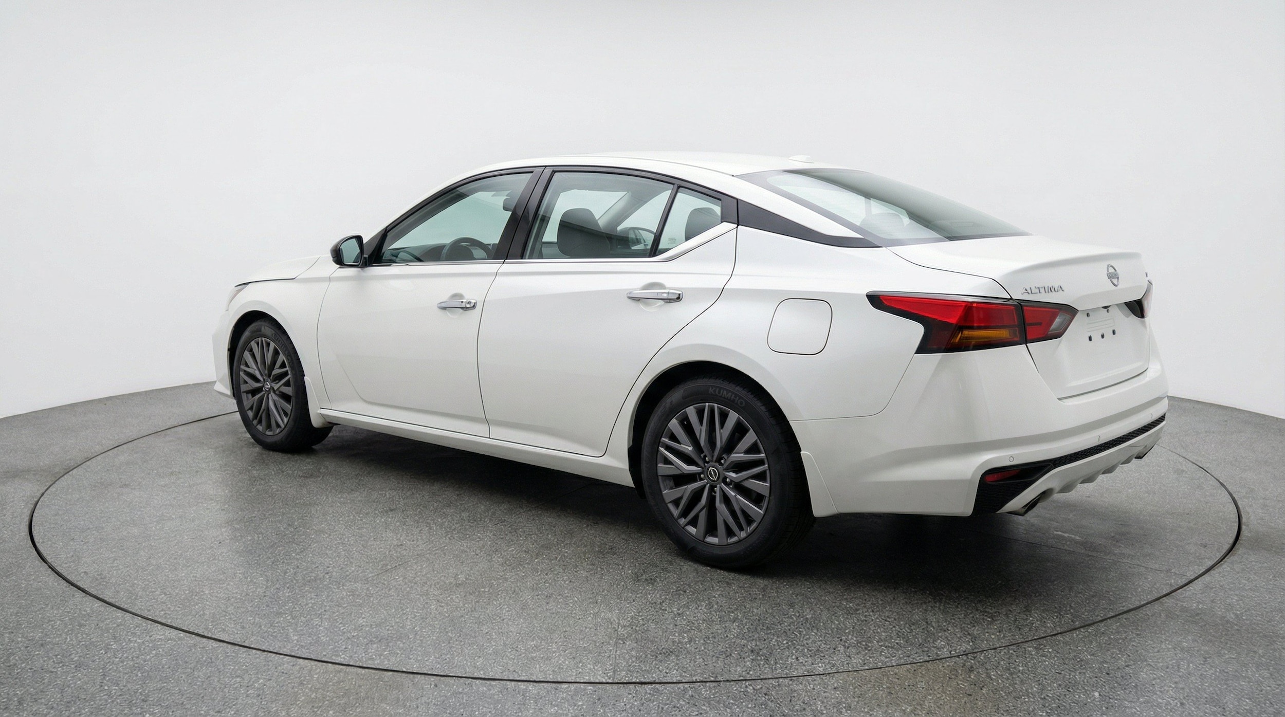 Thumbnail: 2025 Nissan Altima - 6